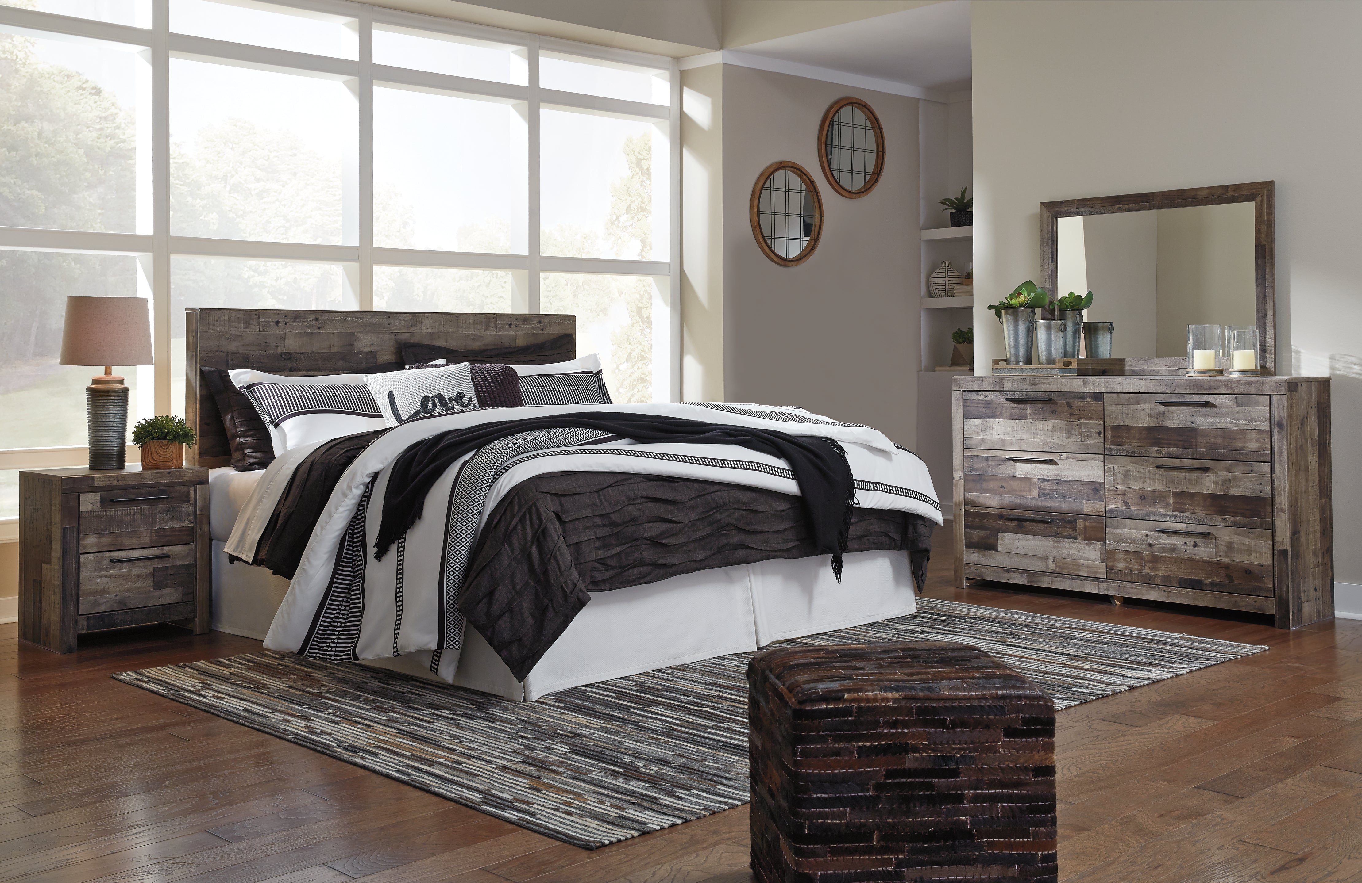 Hoover Furniture Outlet - Ashley Furniture - Derekson King Panel Headboard, Dresser, Mirror and Nightstand - King Panel Headboard, Dresser, Mirror and Nightstand - B200B47