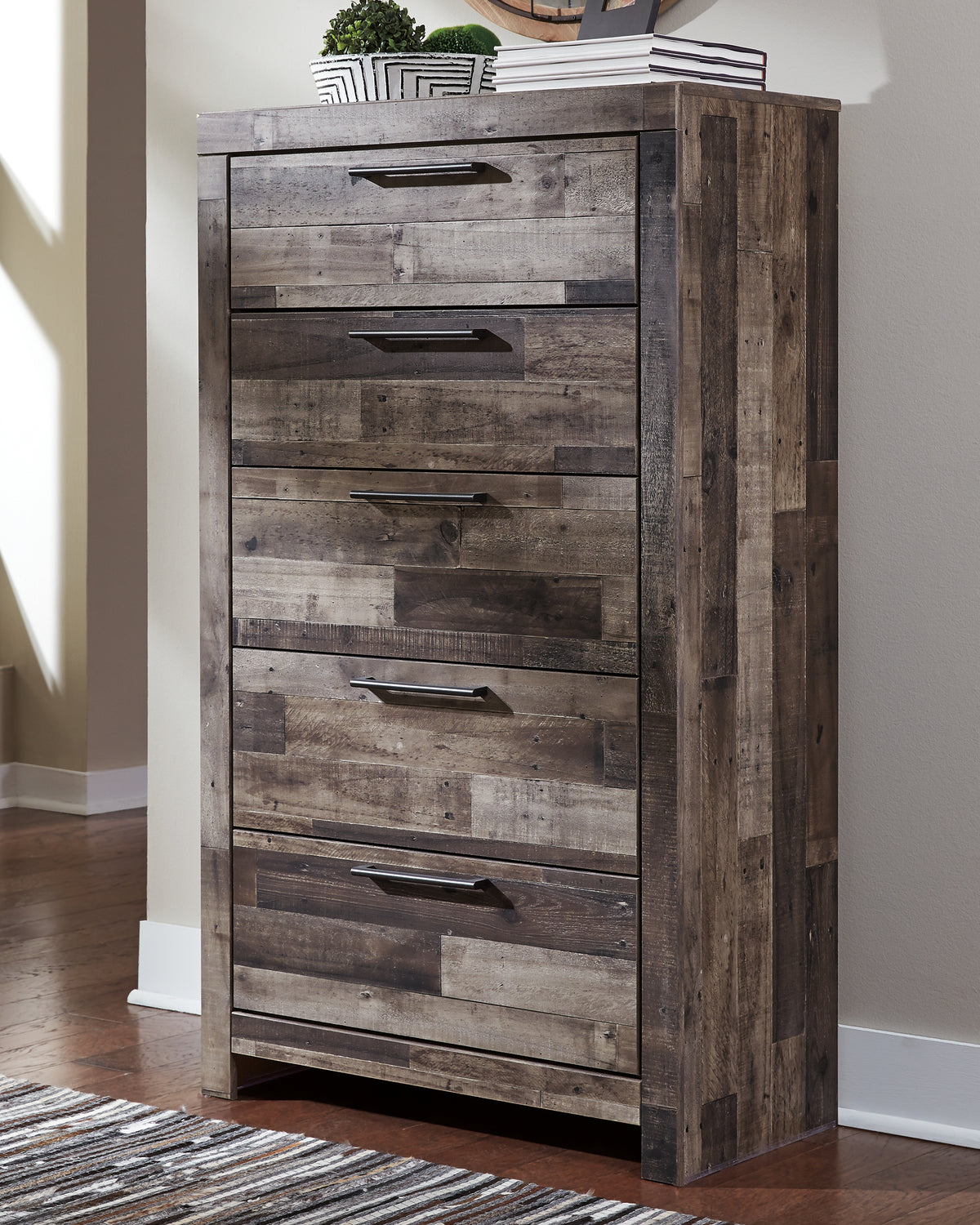 Hoover Furniture Outlet - Ashley Furniture - Derekson Chest of Drawers - Five Drawer Chest / Multi Gray - B200-46