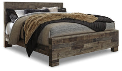Derekson King Panel Bed and 2 Nightstands