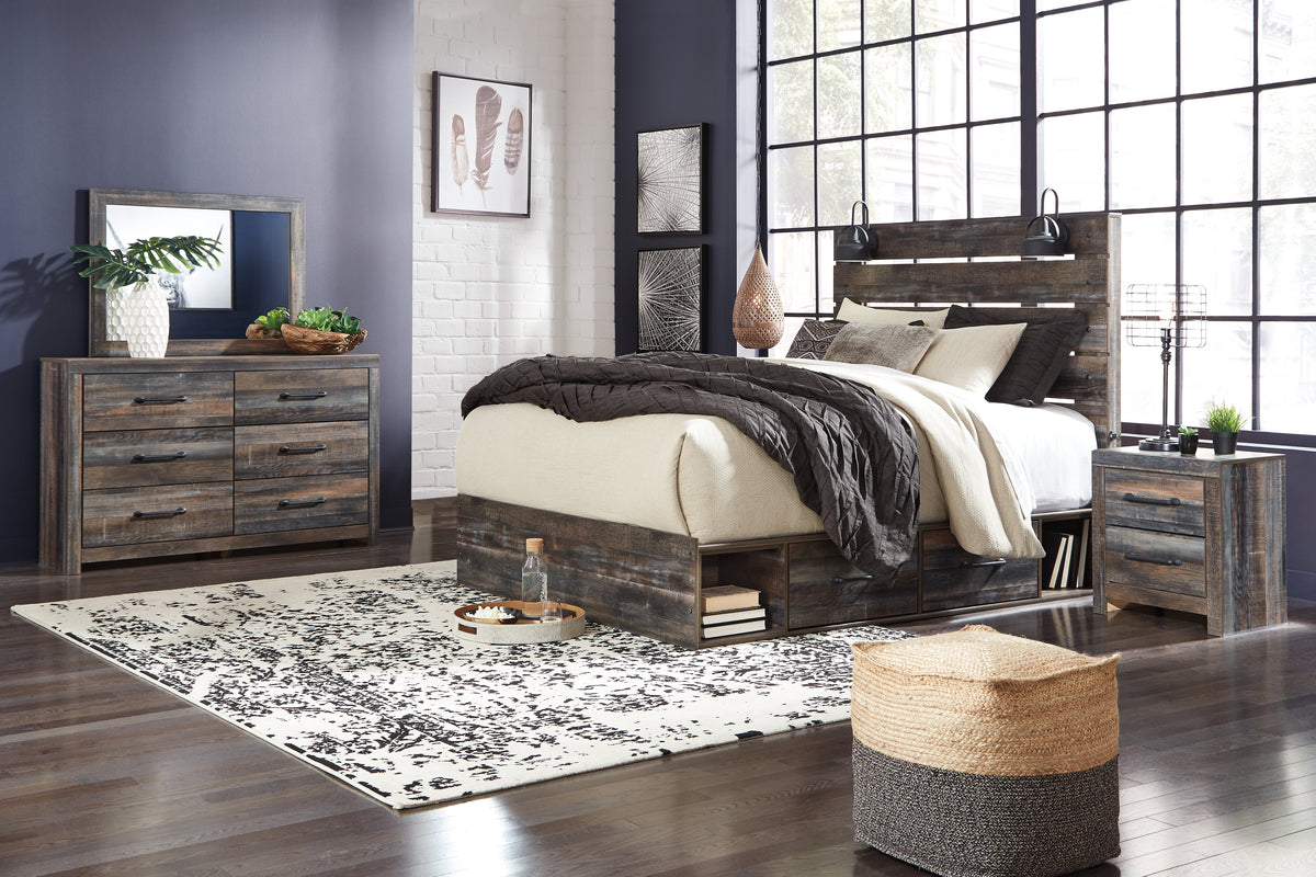 Hoover Furniture Outlet - Ashley Furniture - Drystan Queen Panel Bed with Mirrored Dresser and Nightstand - Queen Panel Bed with Mirrored Dresser and Nightstand - B211B56