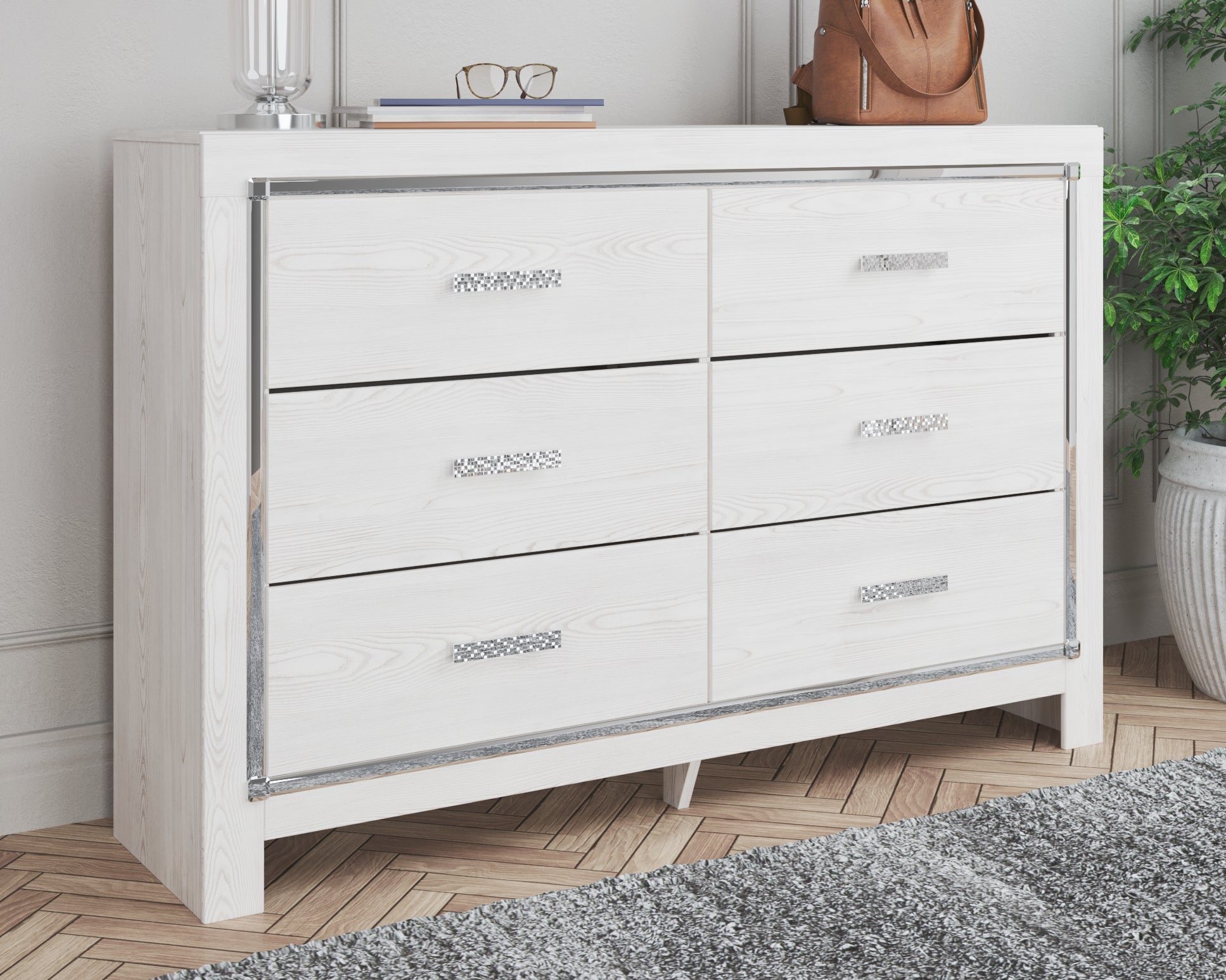 Hoover Furniture Outlet - Ashley Furniture - Altyra Dresser - Six Drawer Dresser / White - B2640-31