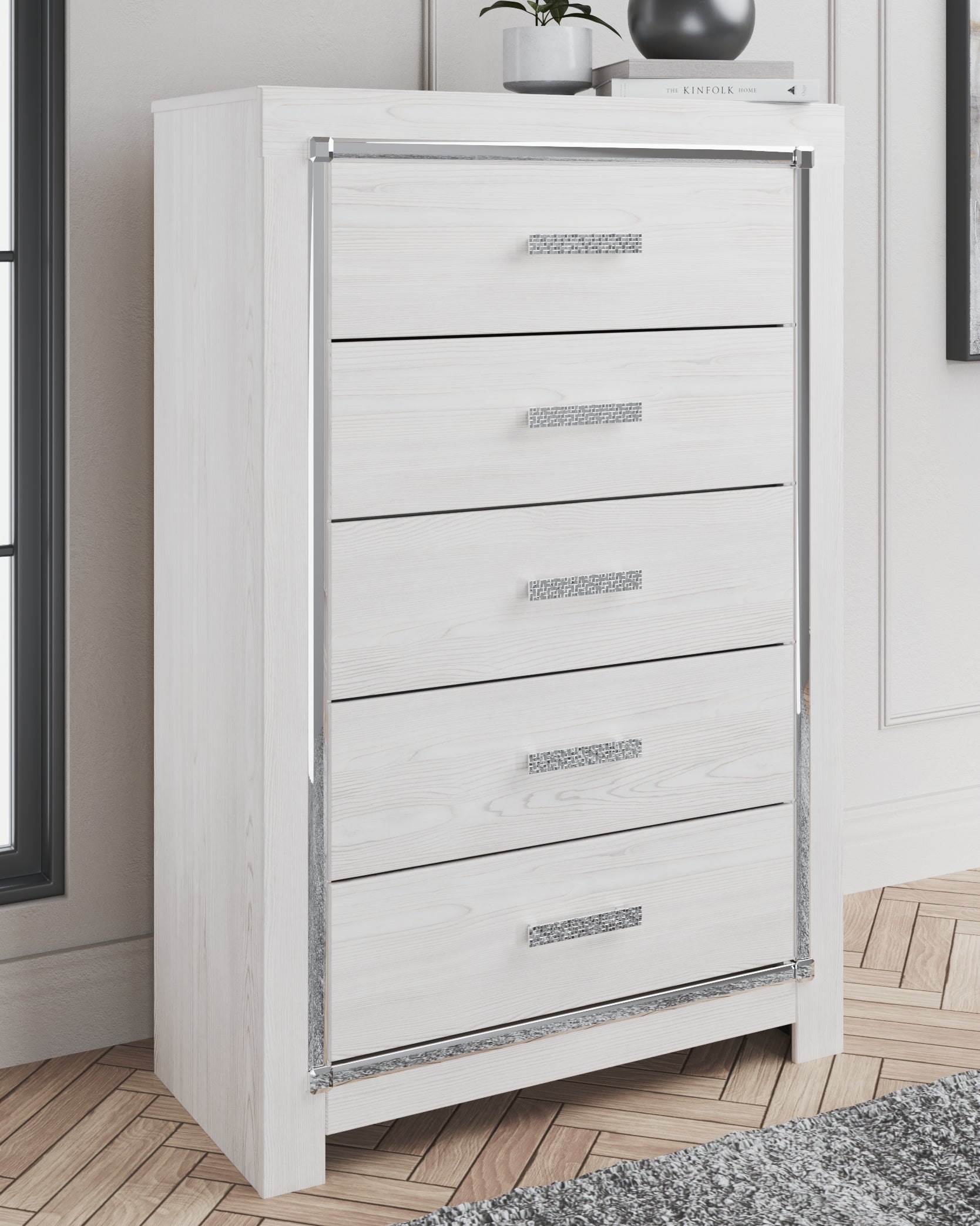 Hoover Furniture Outlet - Ashley Furniture - Altyra Chest of Drawers - Five Drawer Chest / White - B2640-46