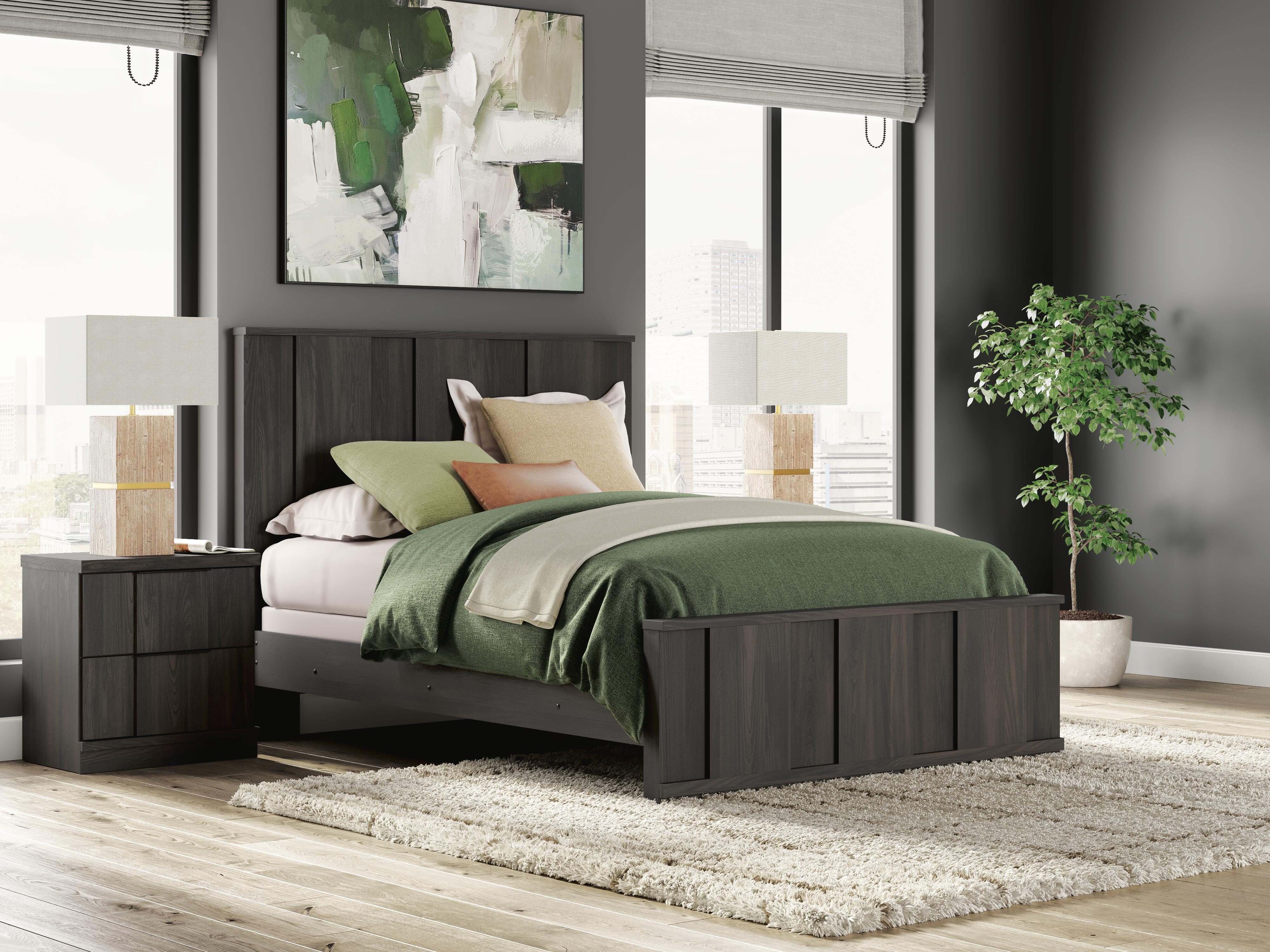 Hoover Furniture Outlet - Ashley Furniture - Shaehartin Queen Panel Bed - Queen Panel Bed - PCB3167B2