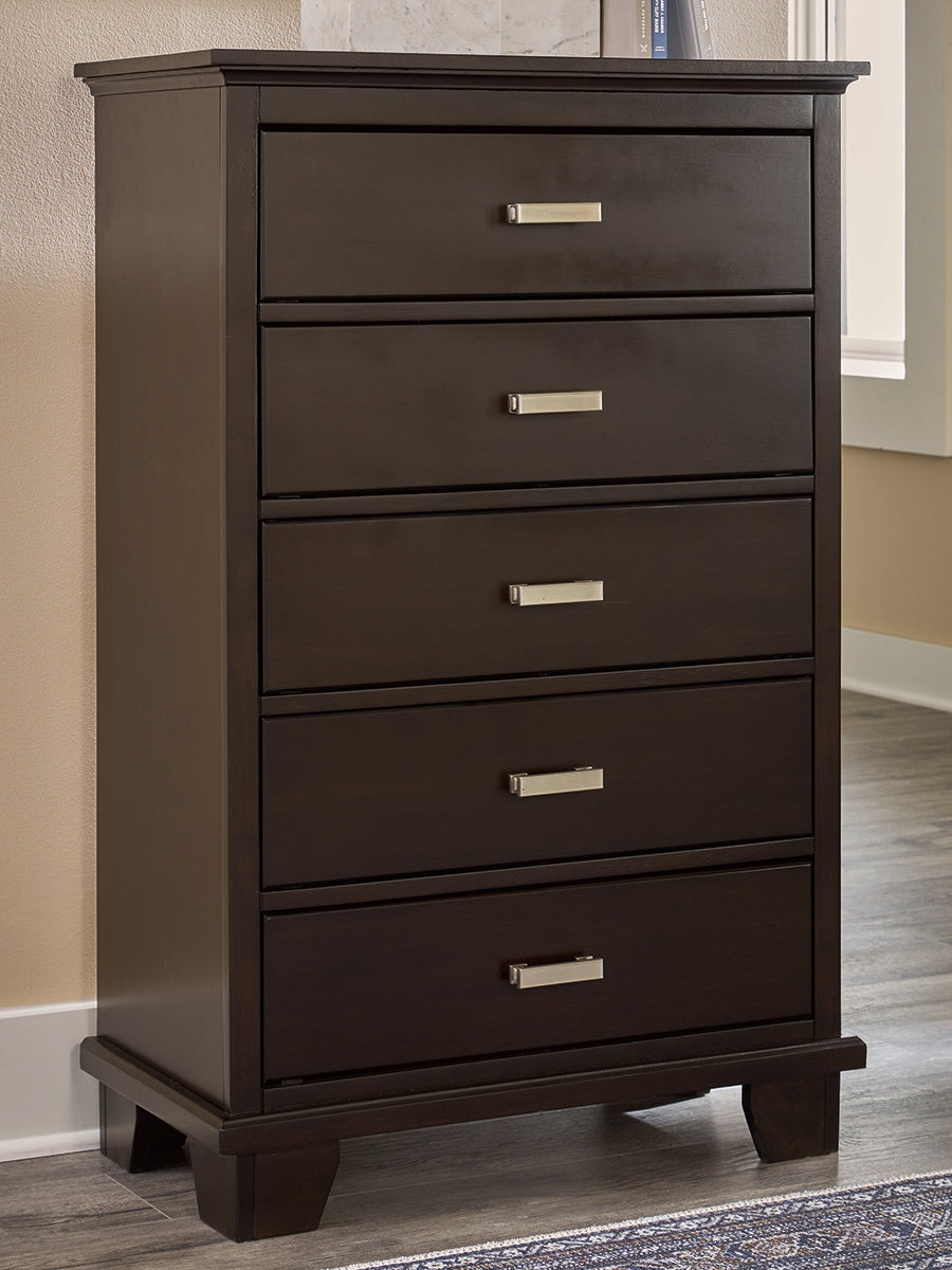 Hoover Furniture Outlet - Ashley Furniture - Covetown Chest of Drawers - Five Drawer Chest / Dark Brown - B441-46