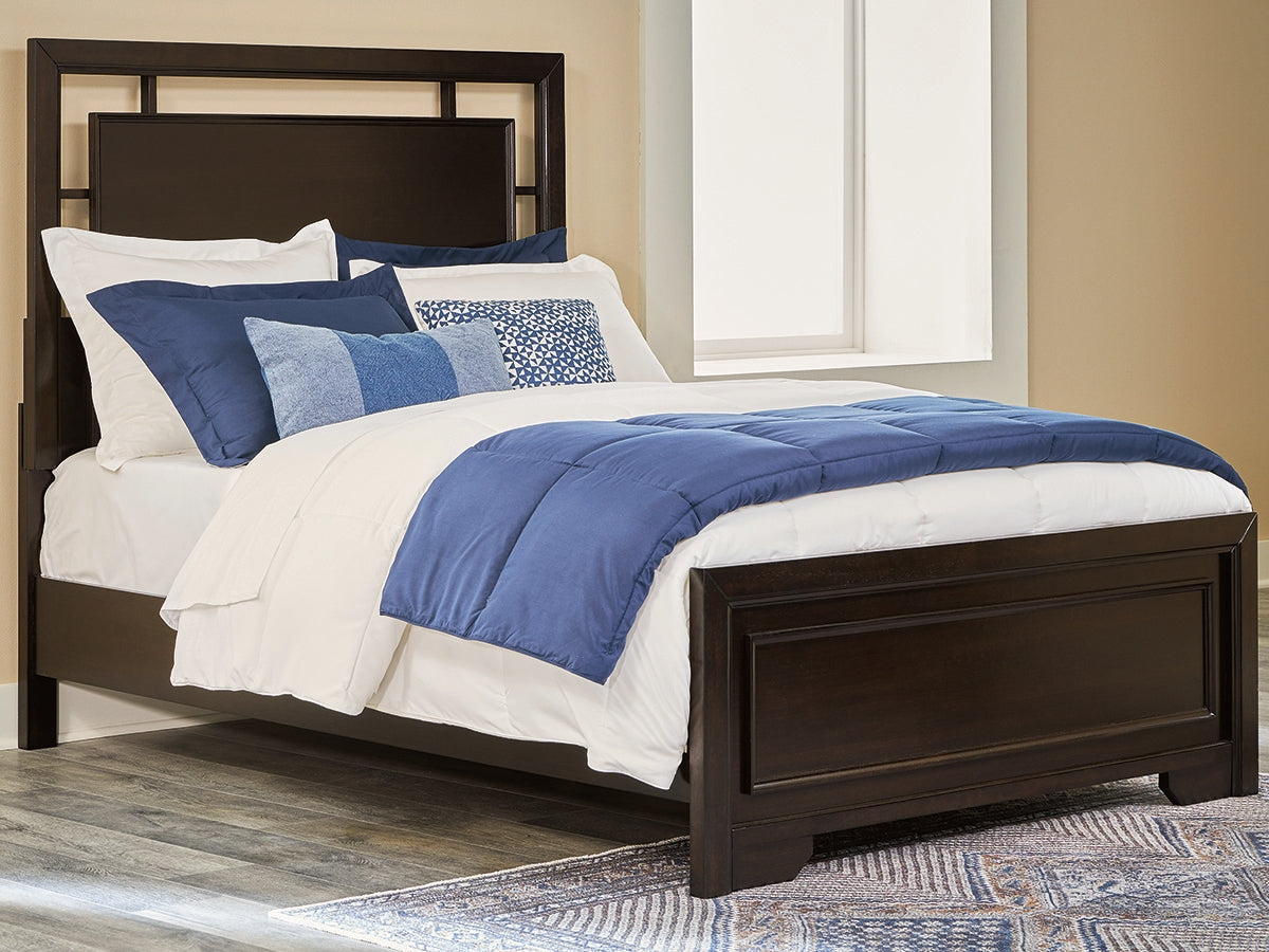 Hoover Furniture Outlet - Ashley Furniture - Covetown Full Panel Bed - Full Panel Bed / Dark Brown - B441B4