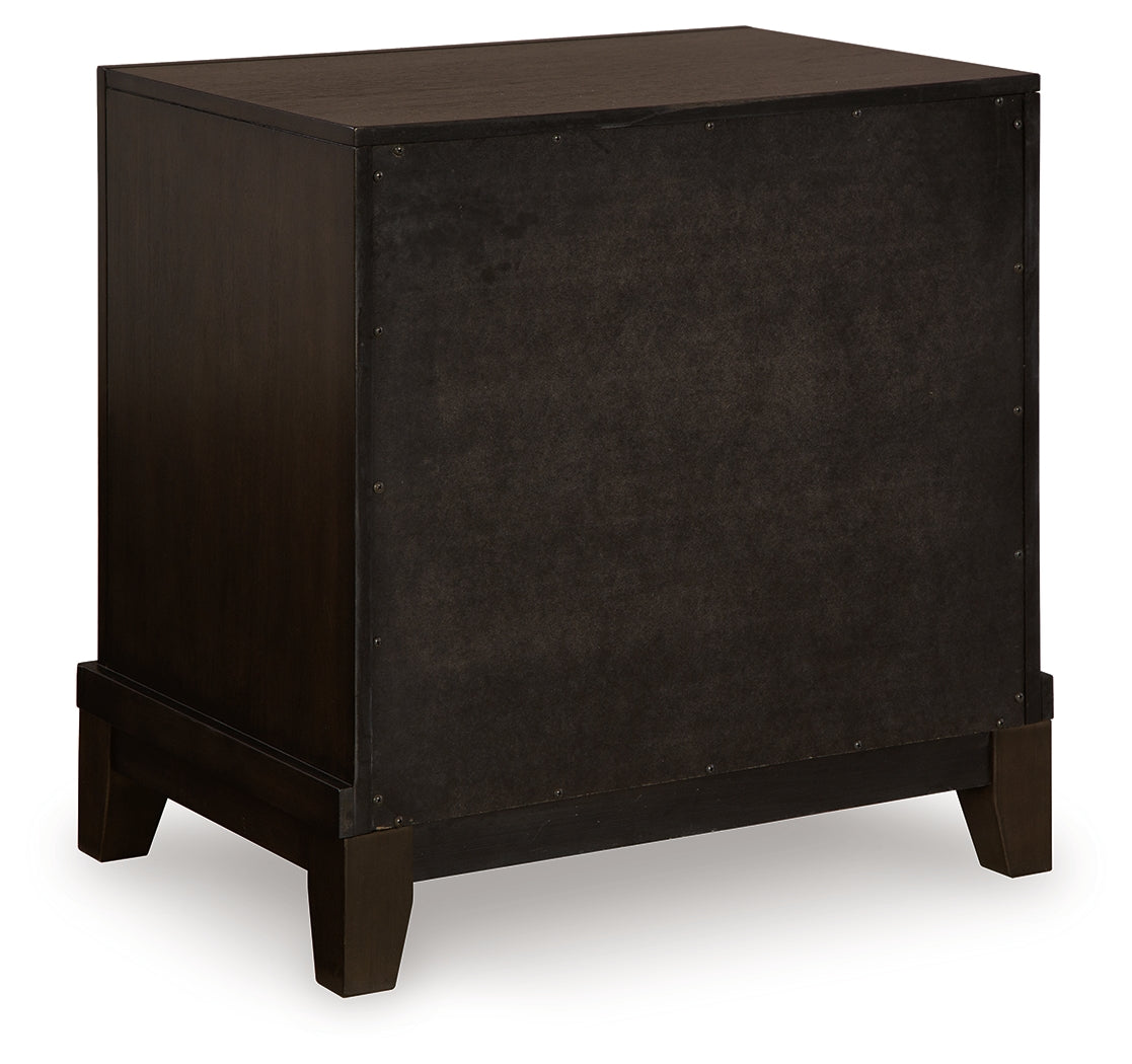 Neymorton Queen Upholstered Panel Bed