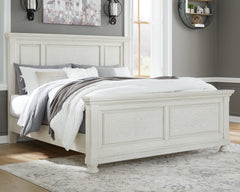 Hoover Furniture Outlet - Ashley Furniture - Robbinsdale Queen Panel Bed - Queen Panel Bed / Antique White - B742B2