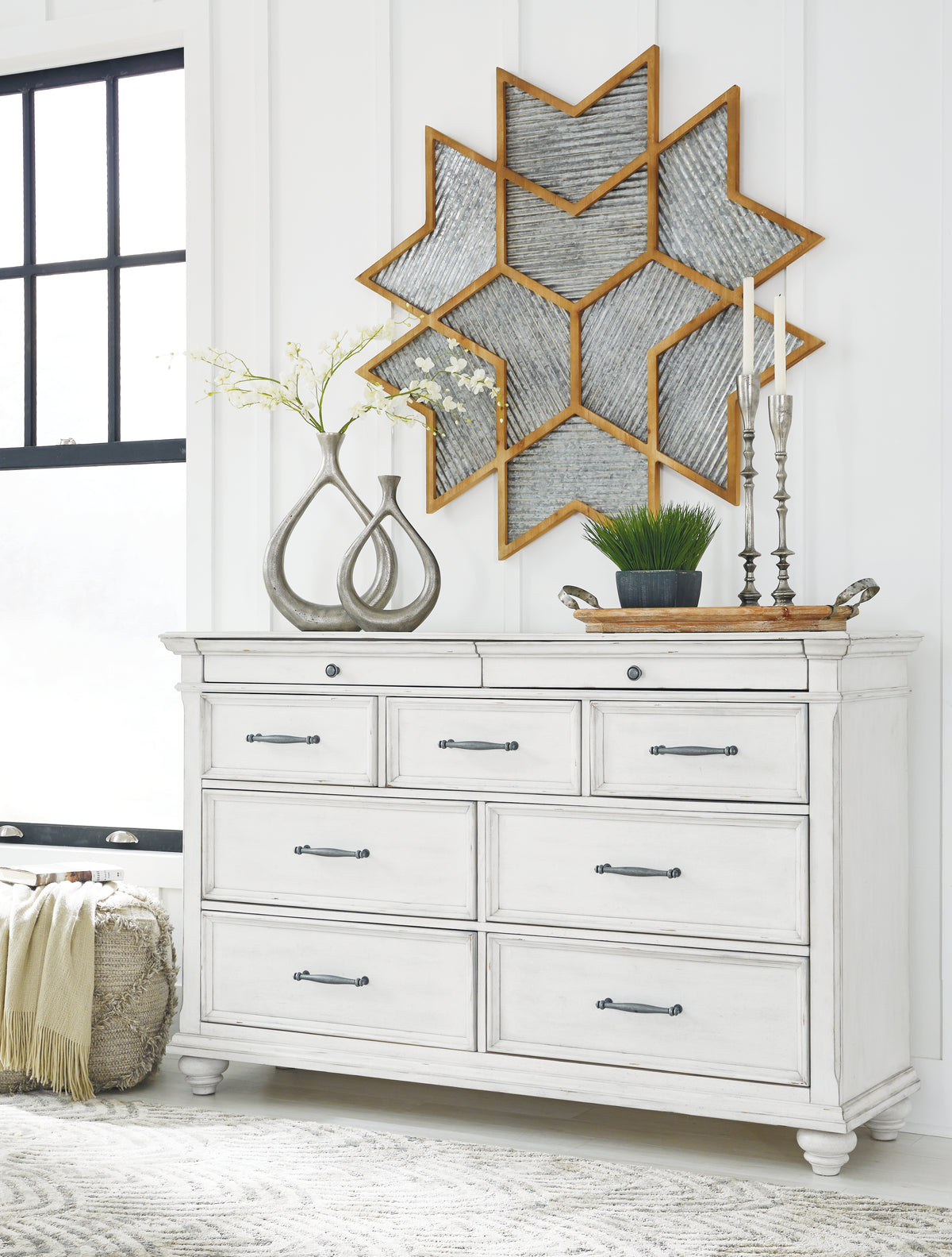 Hoover Furniture Outlet - Ashley Furniture - Kanwyn Dresser - Dresser / Whitewash - B777-31