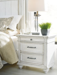 Hoover Furniture Outlet - Ashley Furniture - Kanwyn Nightstand - Three Drawer Night Stand / Whitewash - B777-93