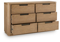 Pamaria Dresser