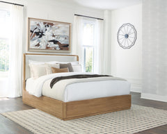 Pamaria Queen Upholstered Bed