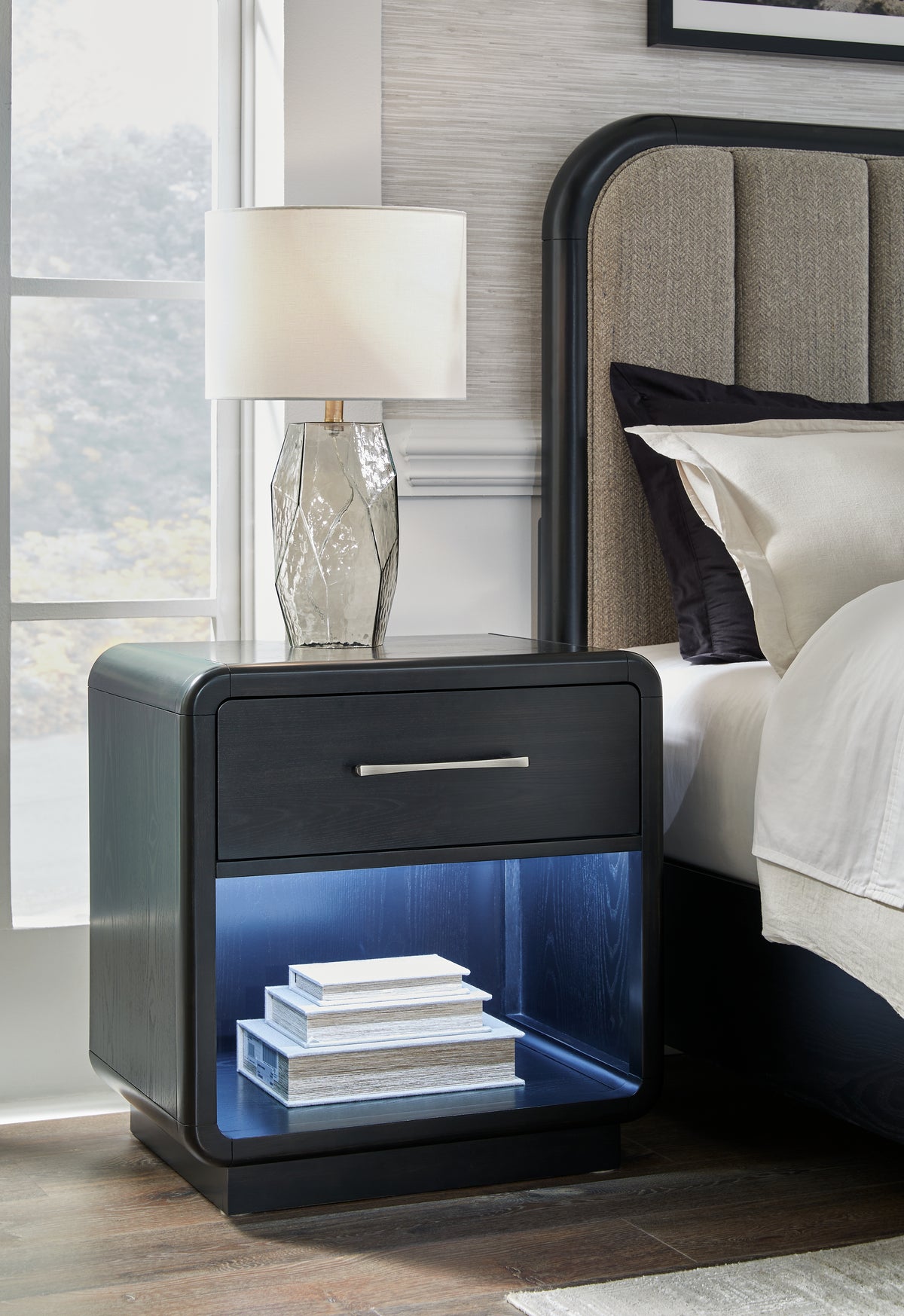 Hoover Furniture Outlet - Ashley Furniture - Rowanbeck Nightstand - One Drawer Night Stand - B821-91