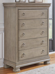 Hoover Furniture Outlet - Ashley Furniture - Lexorne Chest of Drawers - Five Drawer Chest / Gray - B924-46