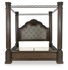 Maylee King Poster Bed and 2 Nightstands