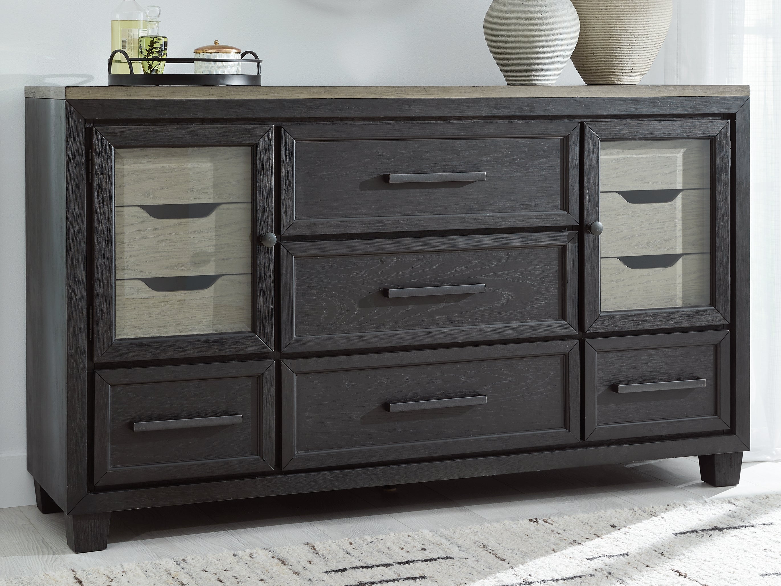 Hoover Furniture Outlet - Ashley Furniture - Foyland Dresser - Dresser / Black/Brown - B989-31