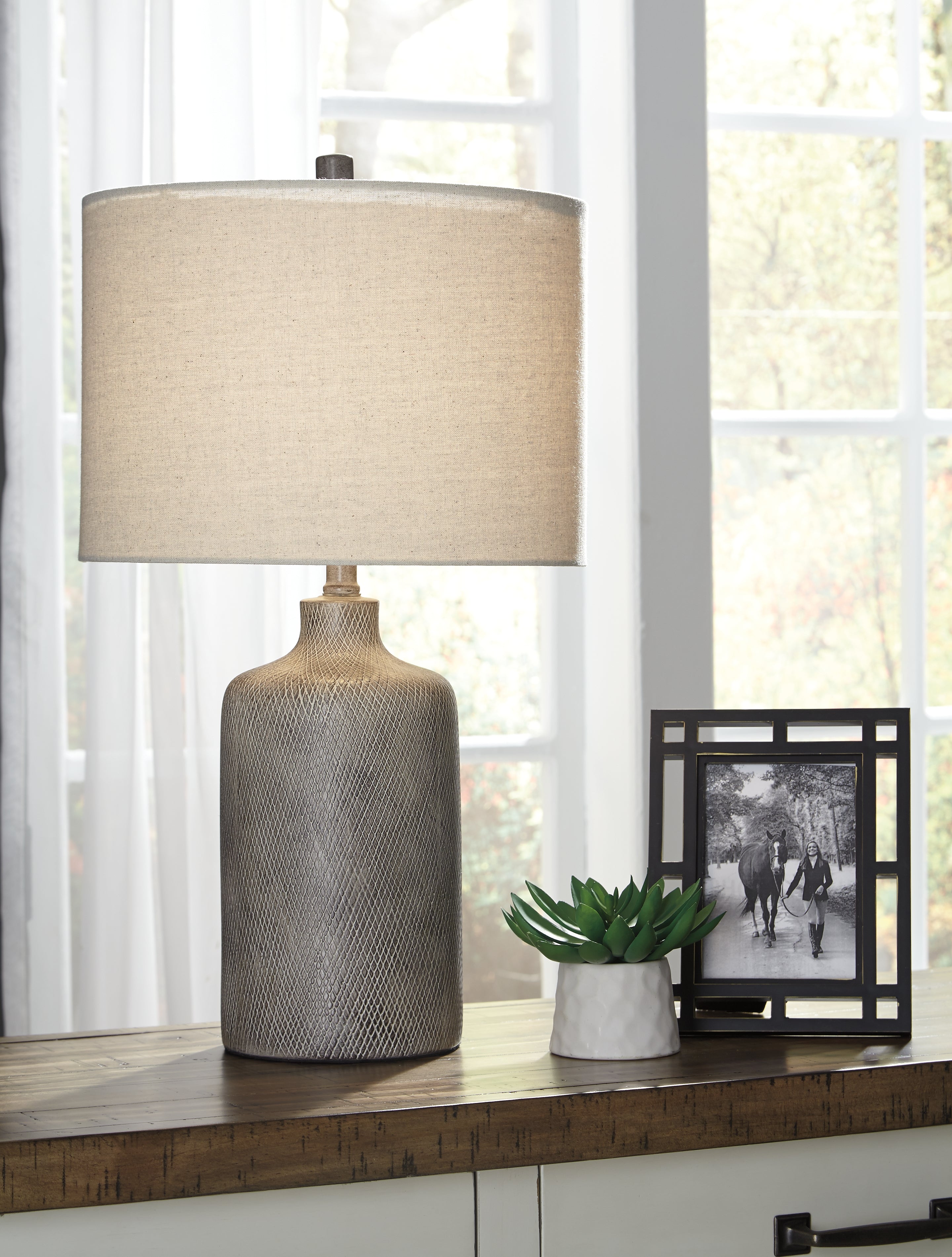 Hoover Furniture Outlet - Ashley Furniture - Linus Table Lamp (Set of 2) - Table Lamp (Set of 2) - L117964X2