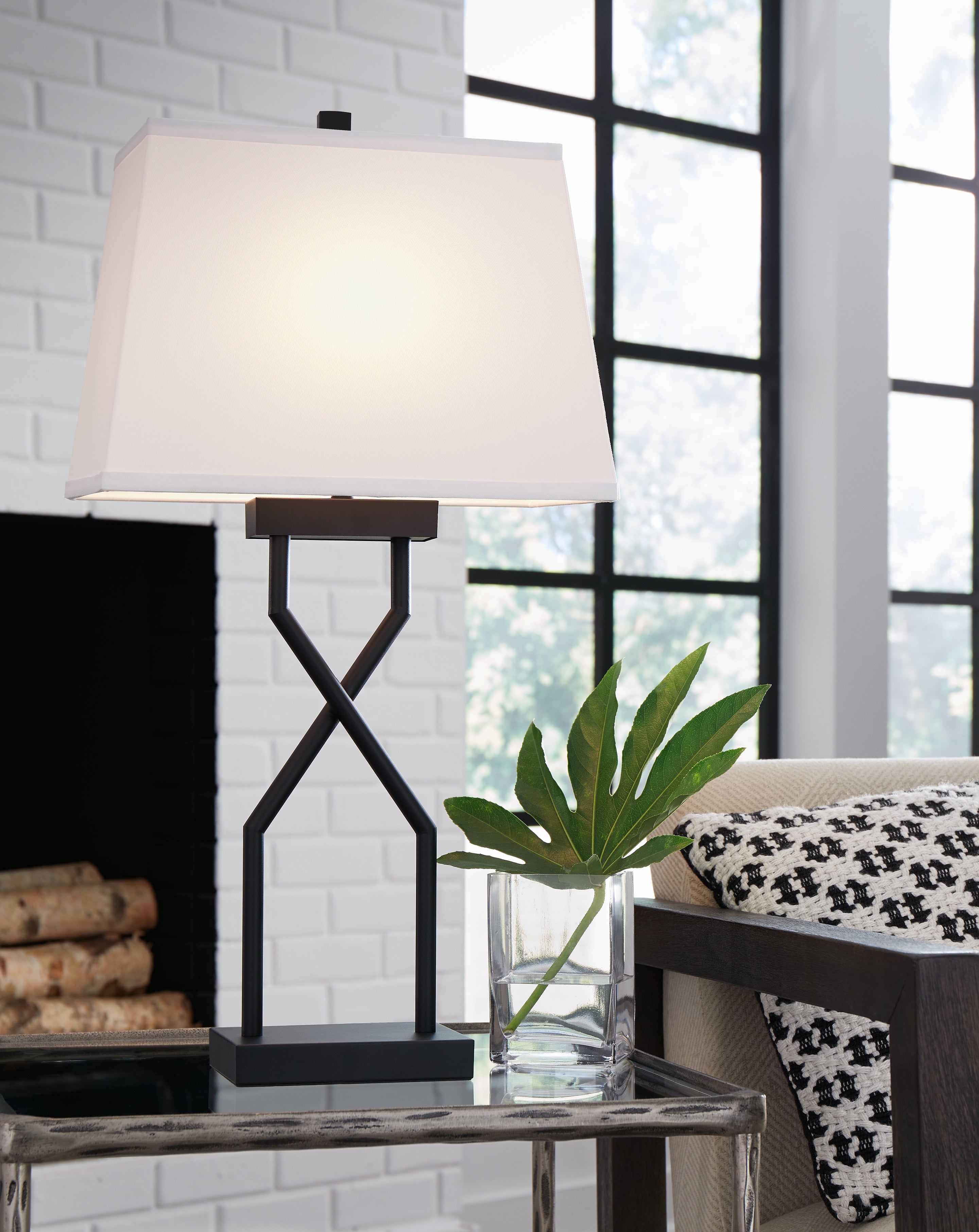 Hoover Furniture Outlet - Ashley Furniture - Brookthrone Table Lamp (Set of 2) - Metal Table Lamp (Set of 2) - L204514
