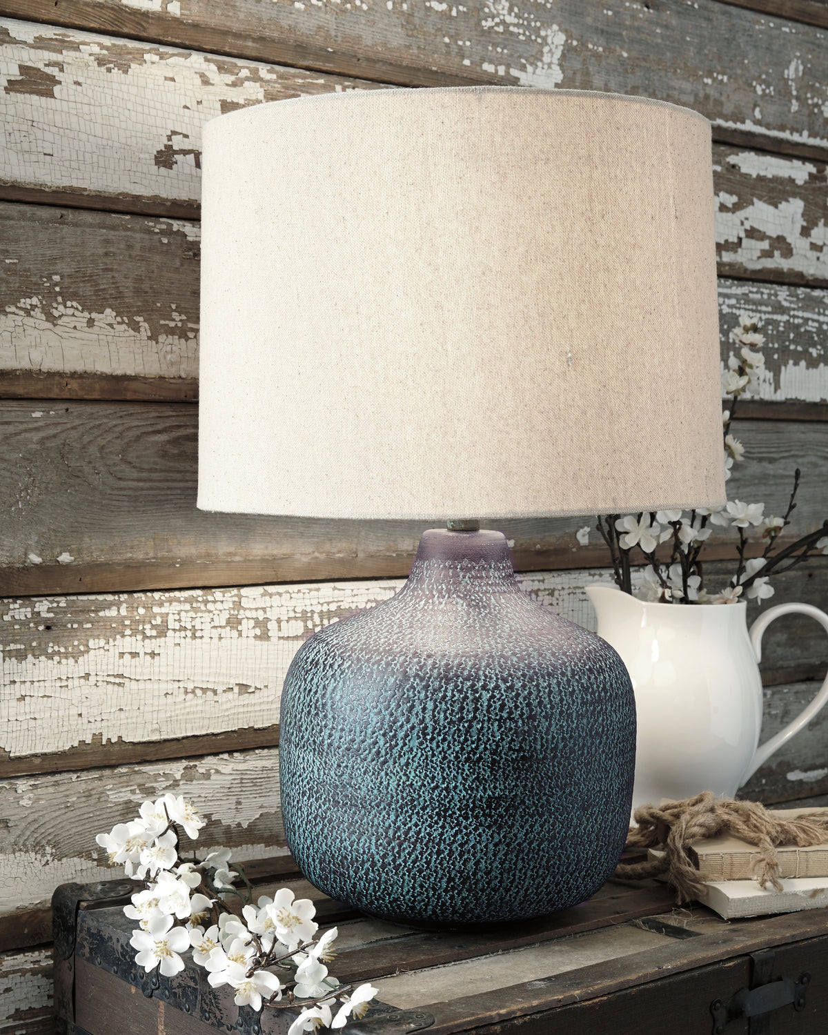 Hoover Furniture Outlet - Ashley Furniture - Malthace Table Lamp (Set of 2) - Table Lamp (Set of 2) - L207304X2