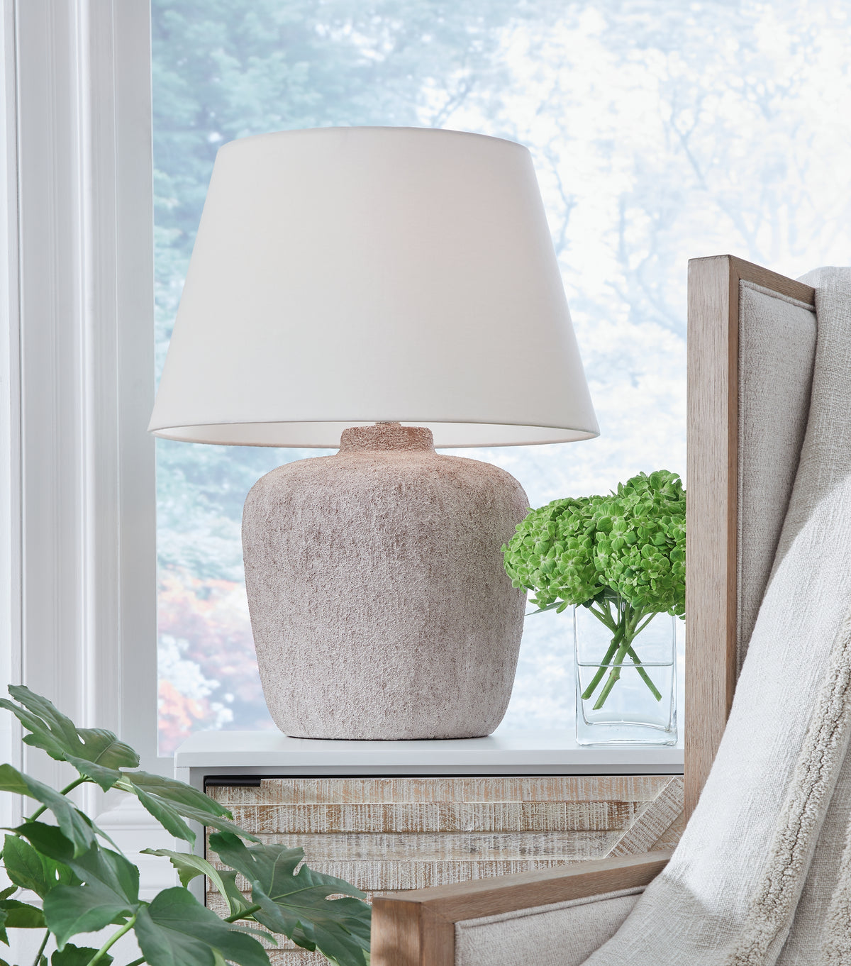 Hoover Furniture Outlet - Ashley Furniture - Danry Table Lamp (Set of 2) - Table Lamp (Set of 2) - L207454X2