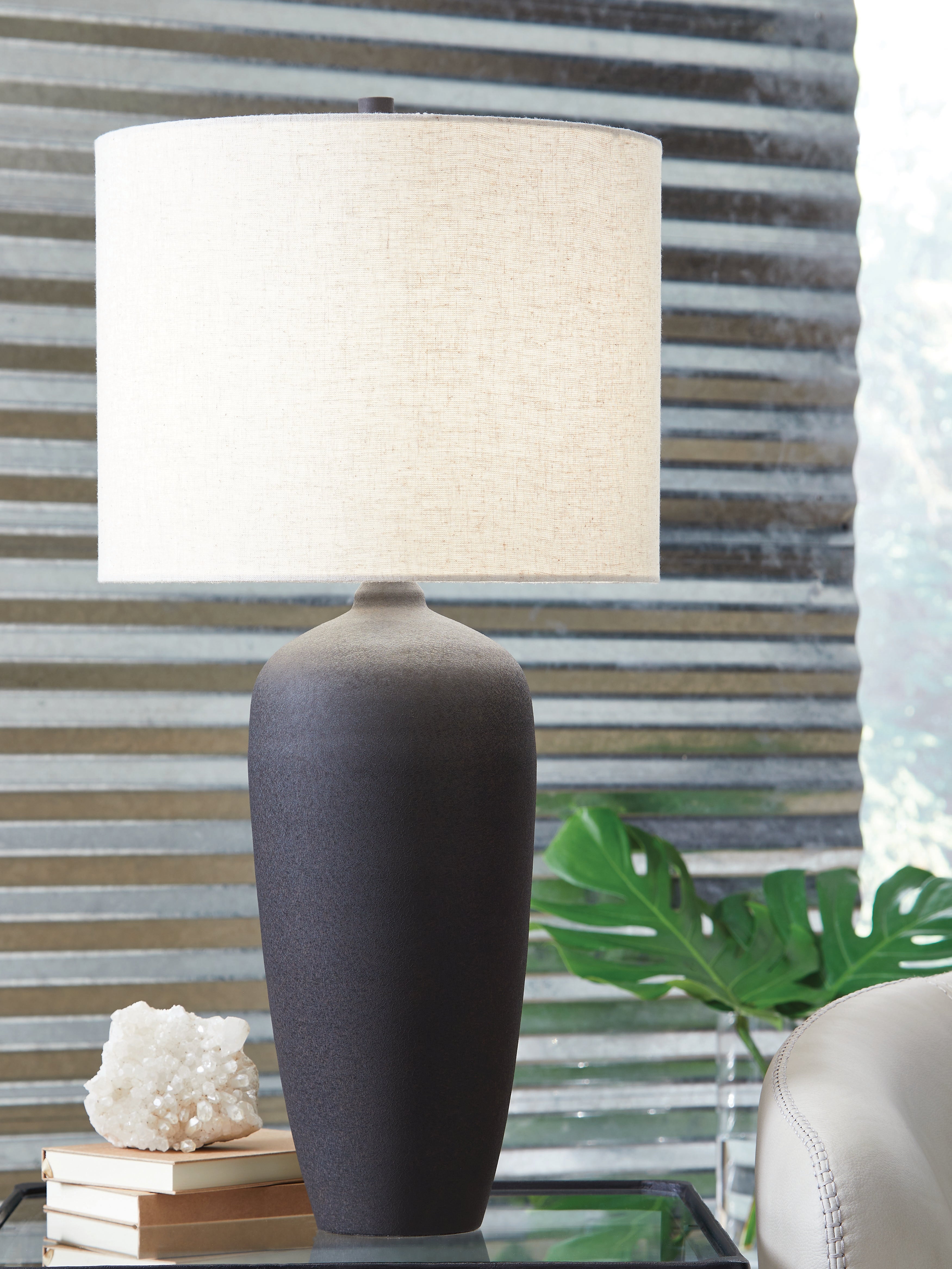 Hoover Furniture Outlet - Ashley Furniture - Ryenburg Table Lamp - Metal Table Lamp (1/CN) - L207584