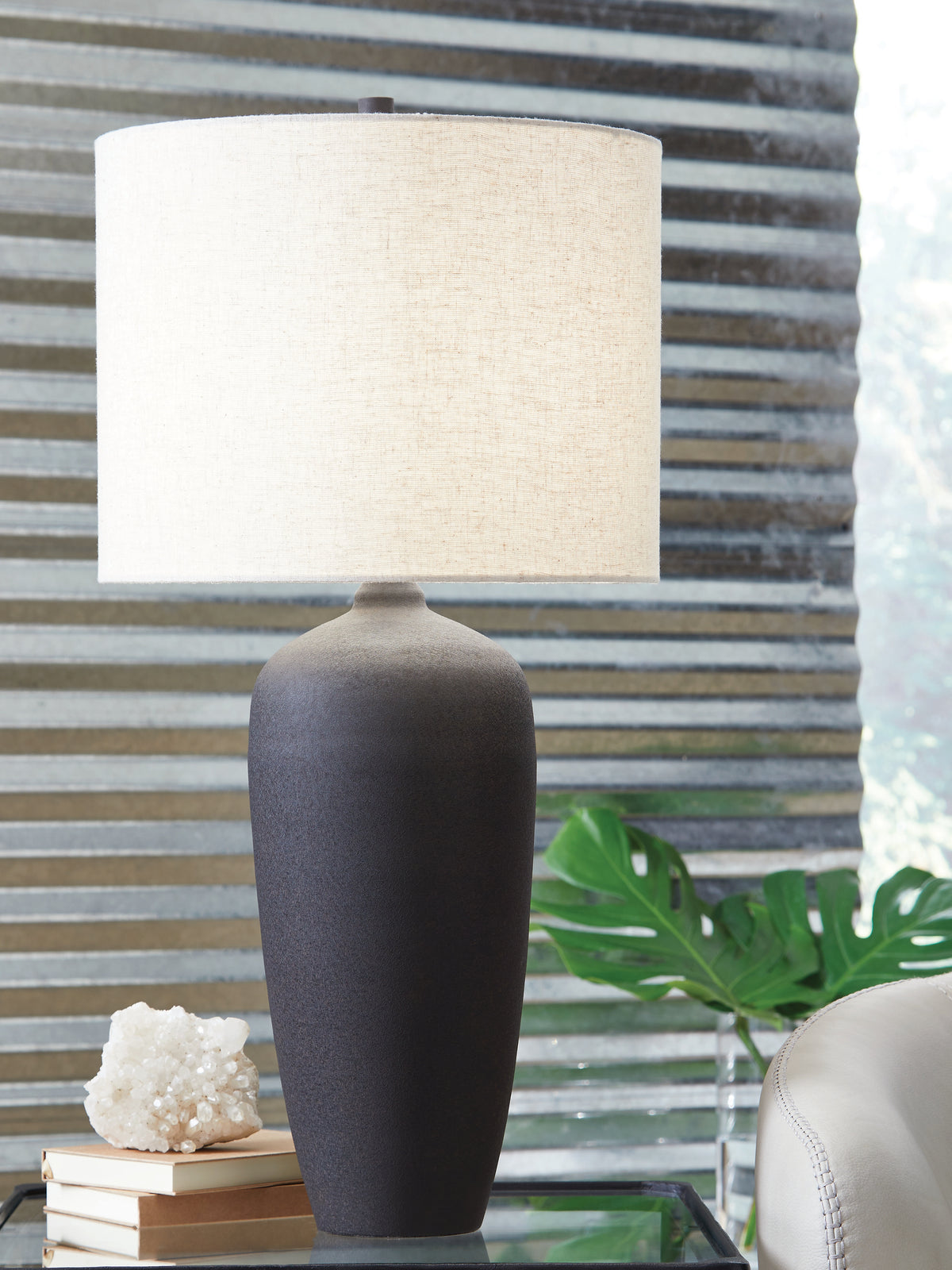 Hoover Furniture Outlet - Ashley Furniture - Ryenburg Table Lamp - Metal Table Lamp (1/CN) - L207584
