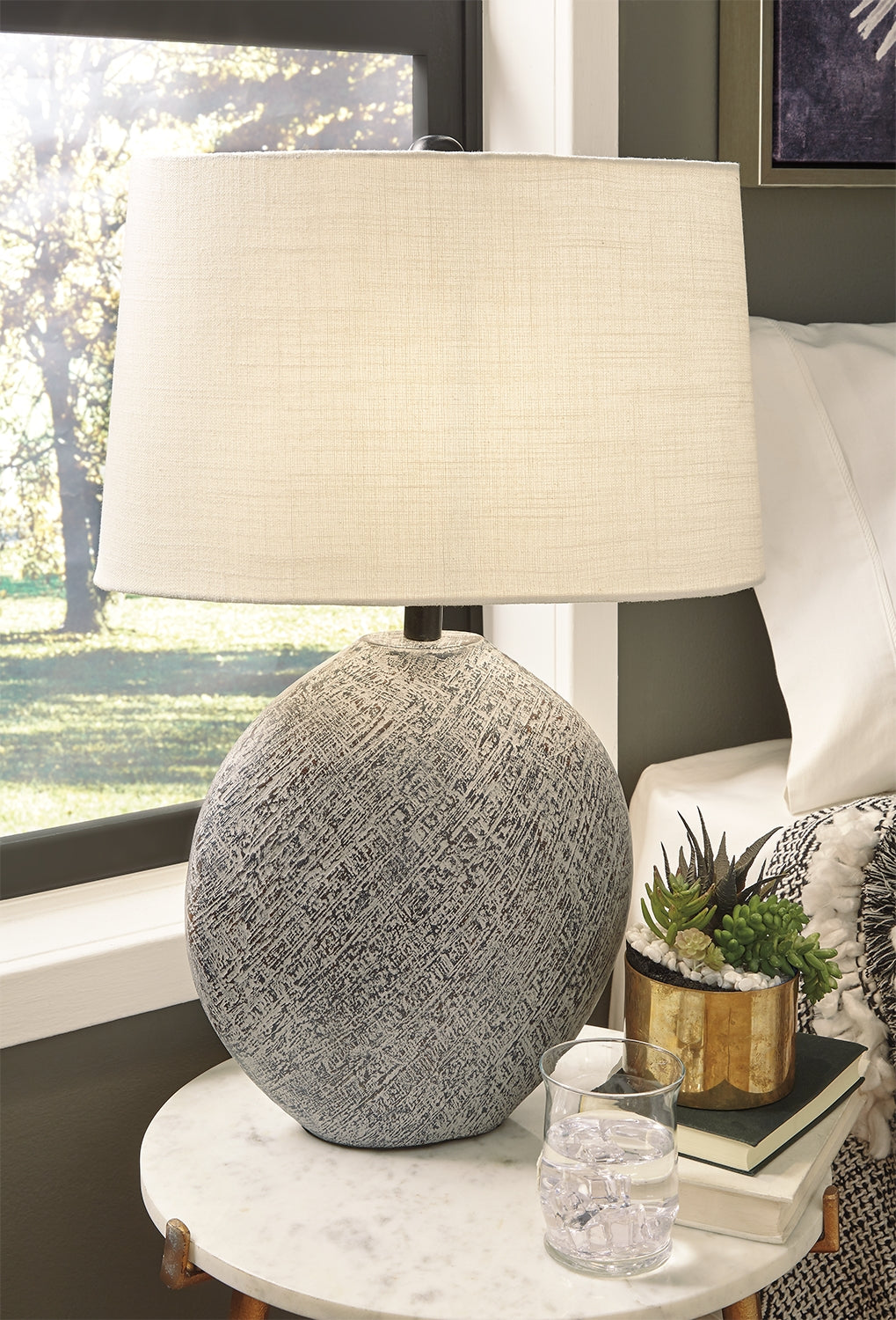 Hoover Furniture Outlet - Ashley Furniture - Harif Table Lamp (Set of 2) - Table Lamp (Set of 2) / Black - L235624X2
