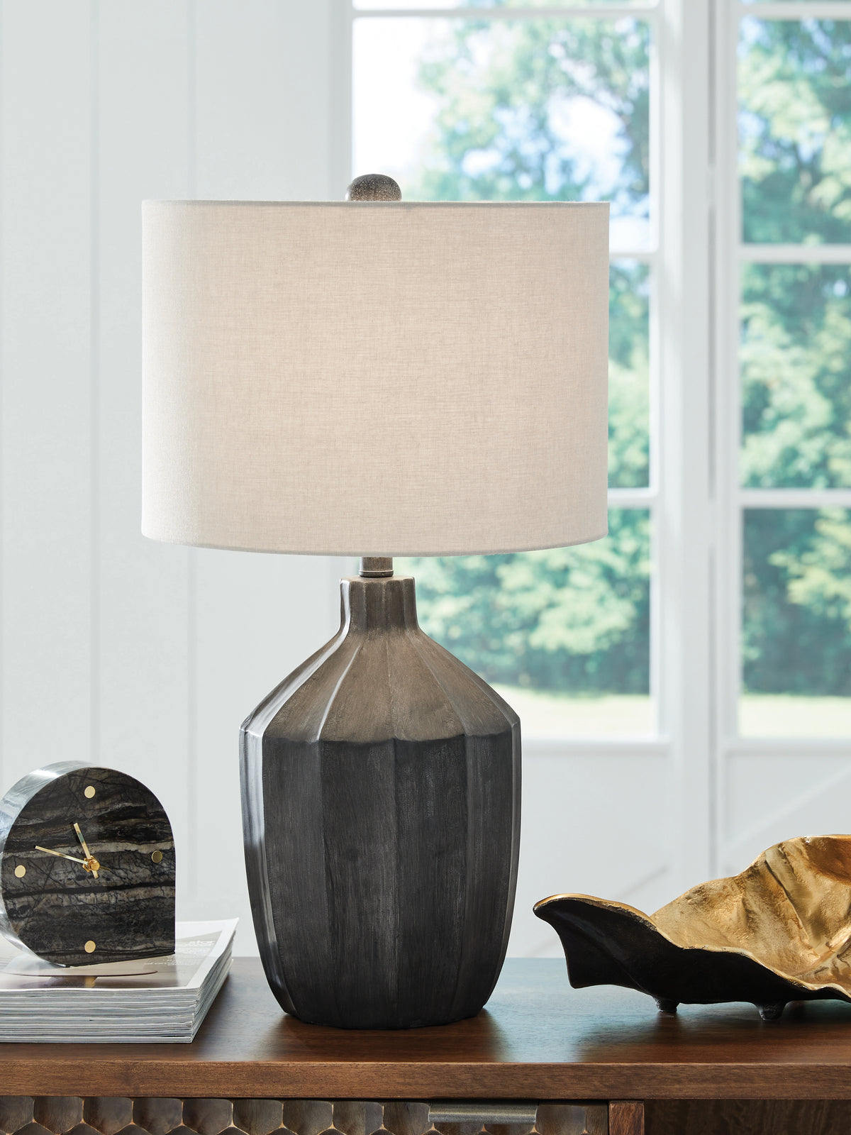 Hoover Furniture Outlet - Ashley Furniture - Jilton Table Lamp - Poly Table Lamp (1/CN) - L235844