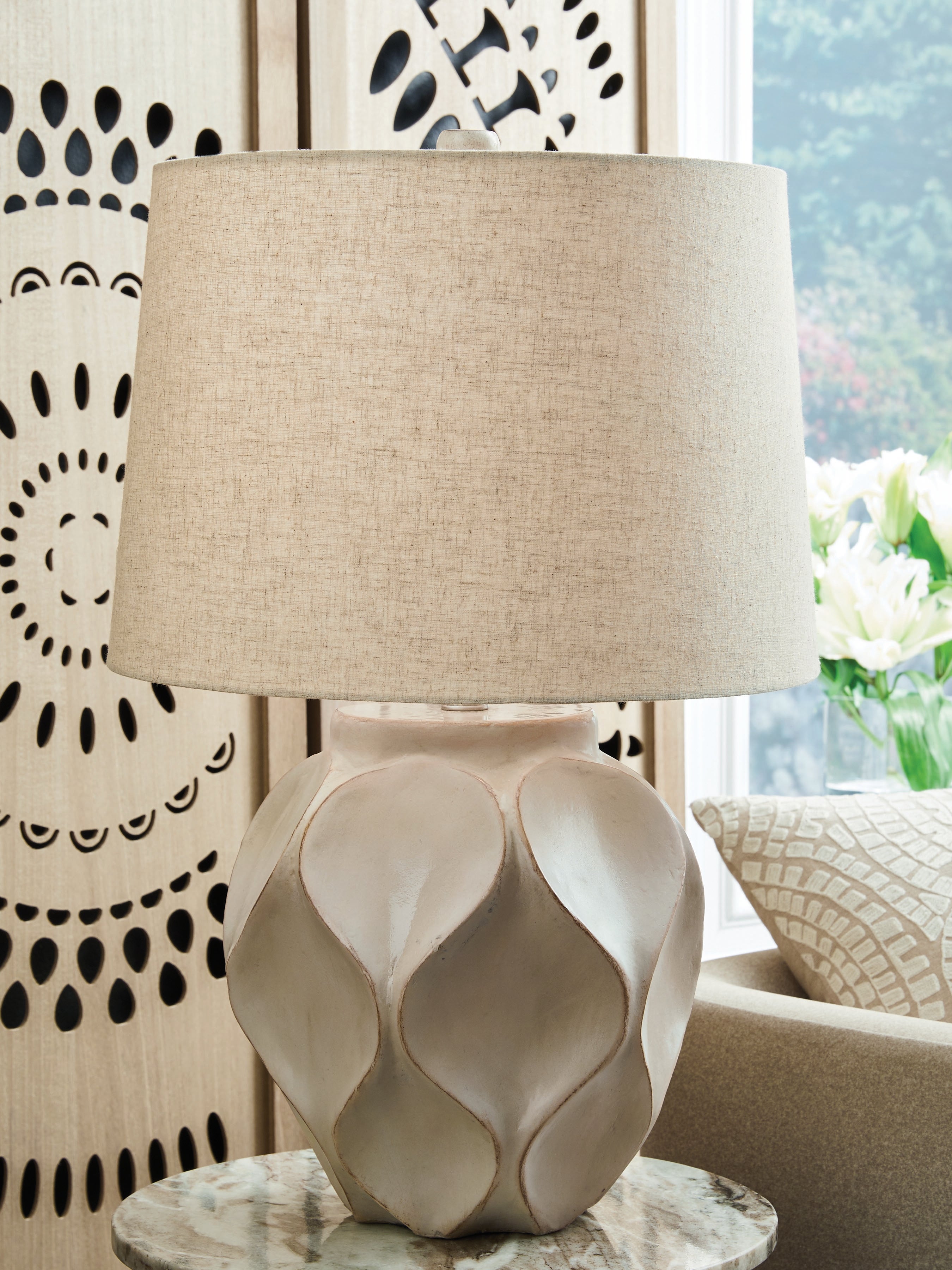 Hoover Furniture Outlet - Ashley Furniture - Edselham Table Lamp - Paper Table Lamp (1/CN) / Distressed Cream - L235974