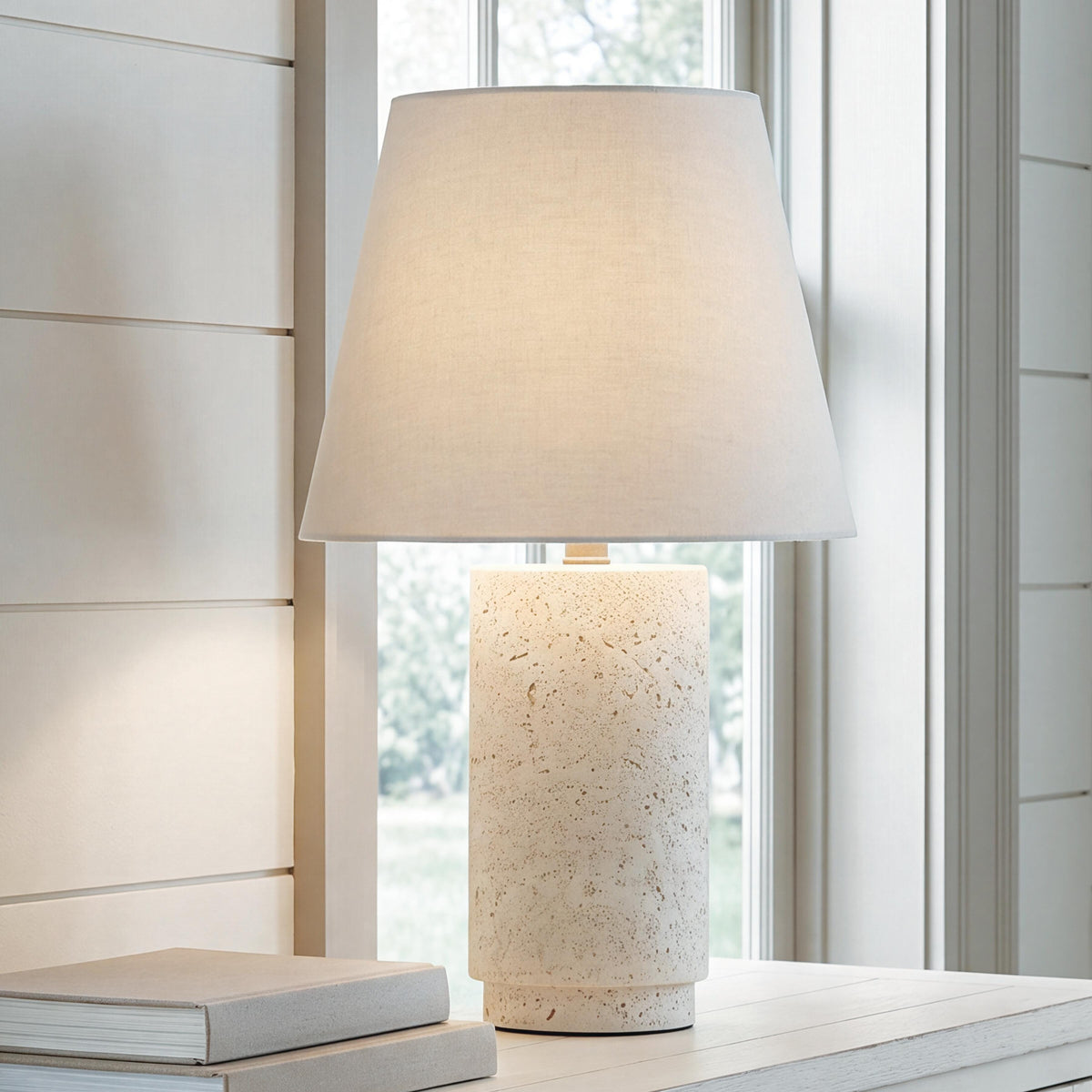 Hoover Furniture Outlet - Ashley Furniture - Bronnerdale Table Lamp - Poly Table Lamp (1/CN) - L236134