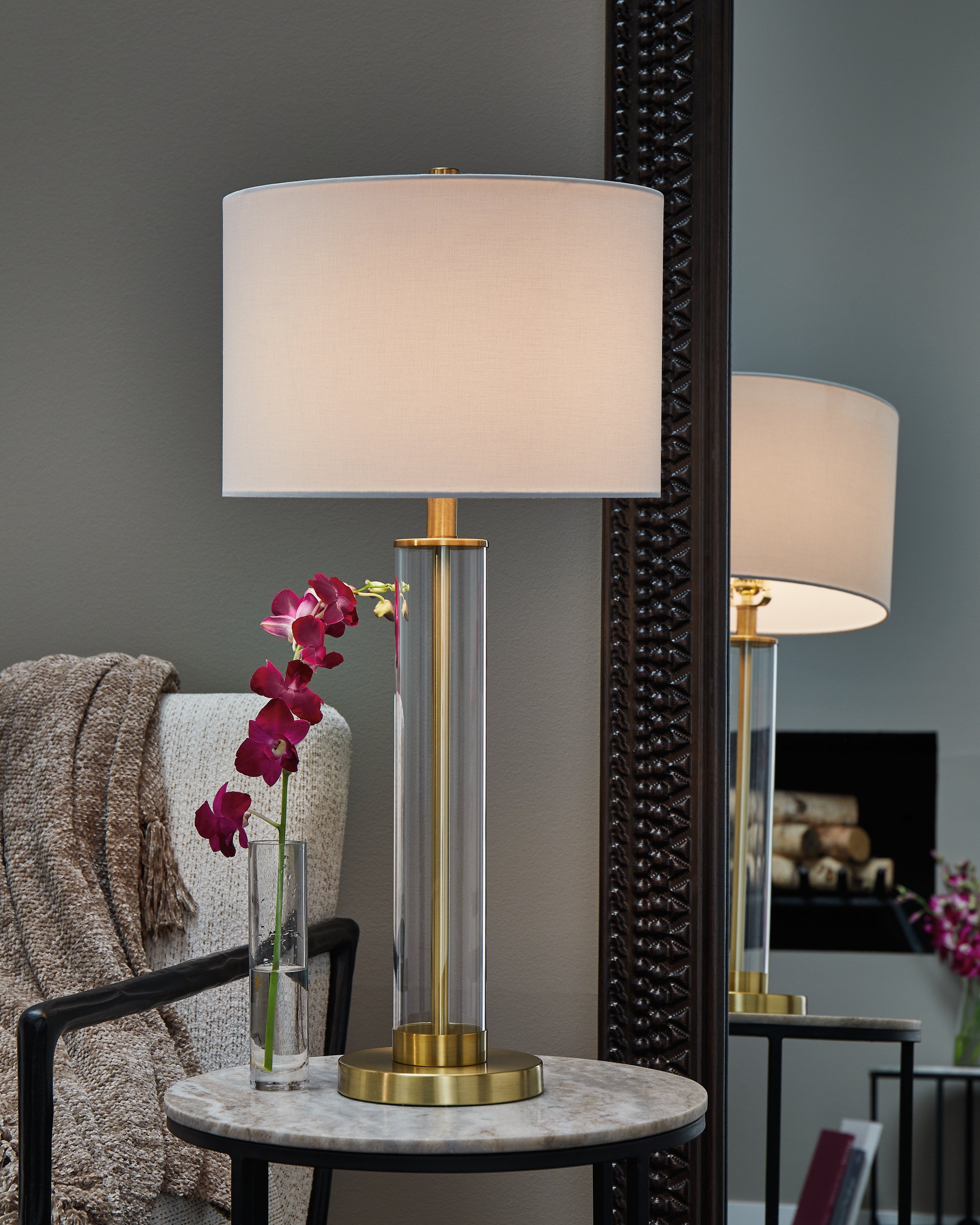Hoover Furniture Outlet - Ashley Furniture - Orenman Table Lamp (Set of 2) - Glass Table Lamp (Set of 2) / Clear/Brass Finish - L431584