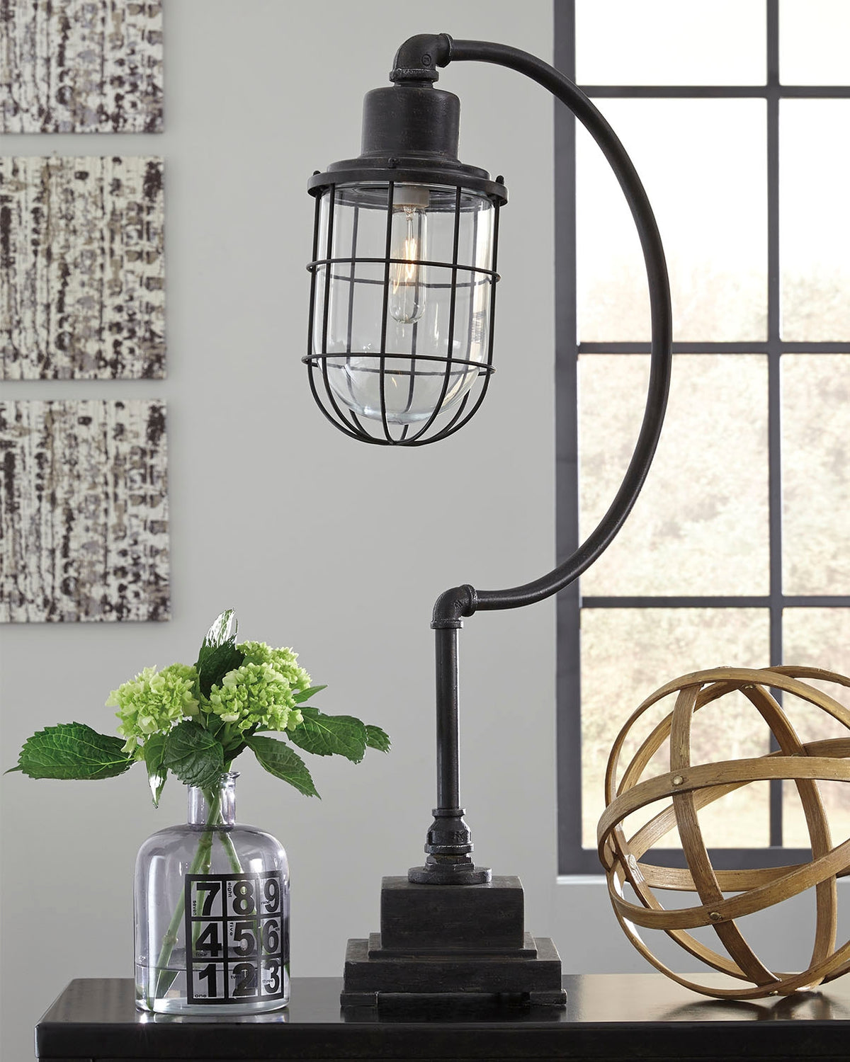 Hoover Furniture Outlet - Ashley Furniture - Jae Desk Lamp - Metal Desk Lamp (1/CN) / Antique Black - L734232