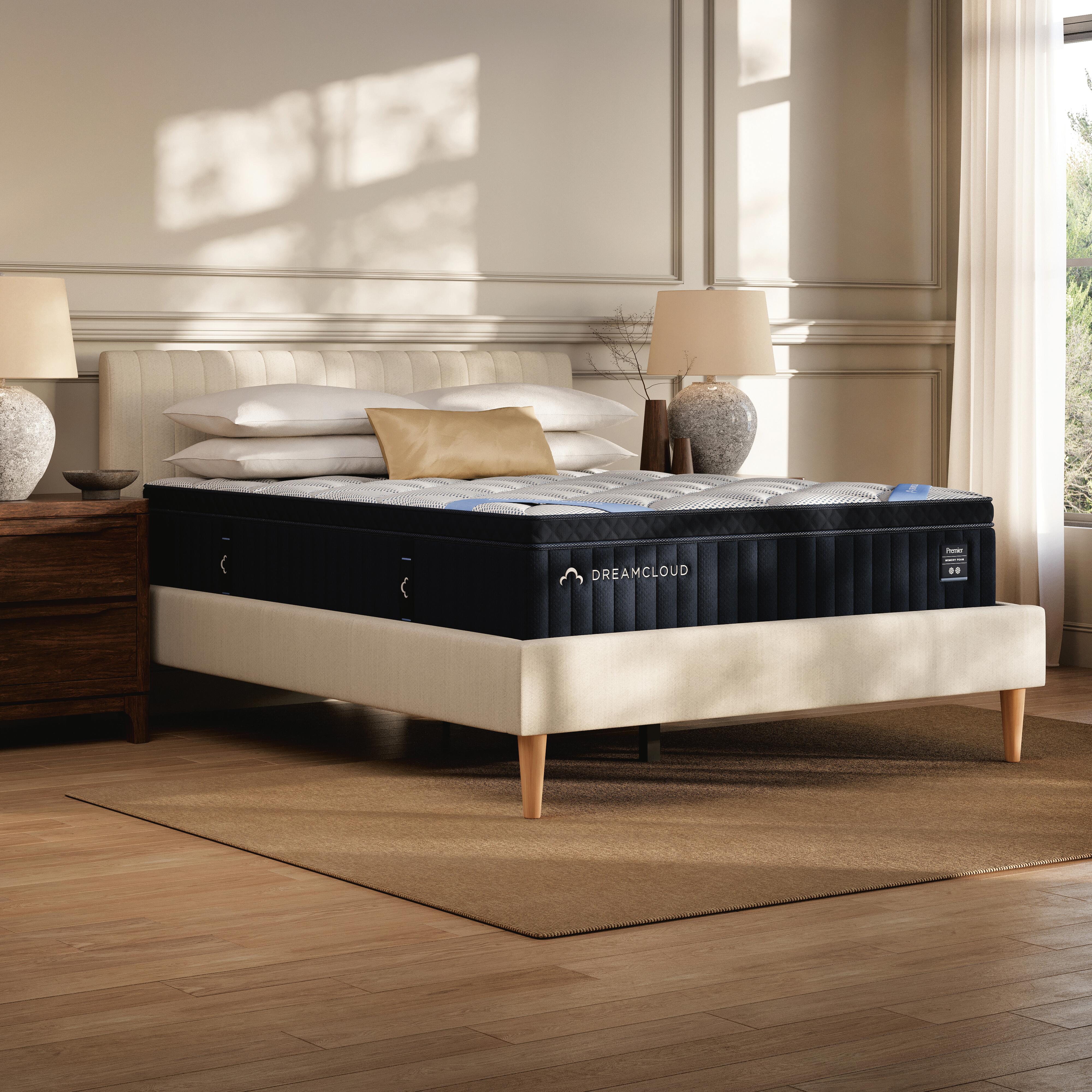 Hoover Furniture Outlet - Ashley Furniture - Dreamcloud Premier Memory Foam Queen Mattress - Queen - M12131