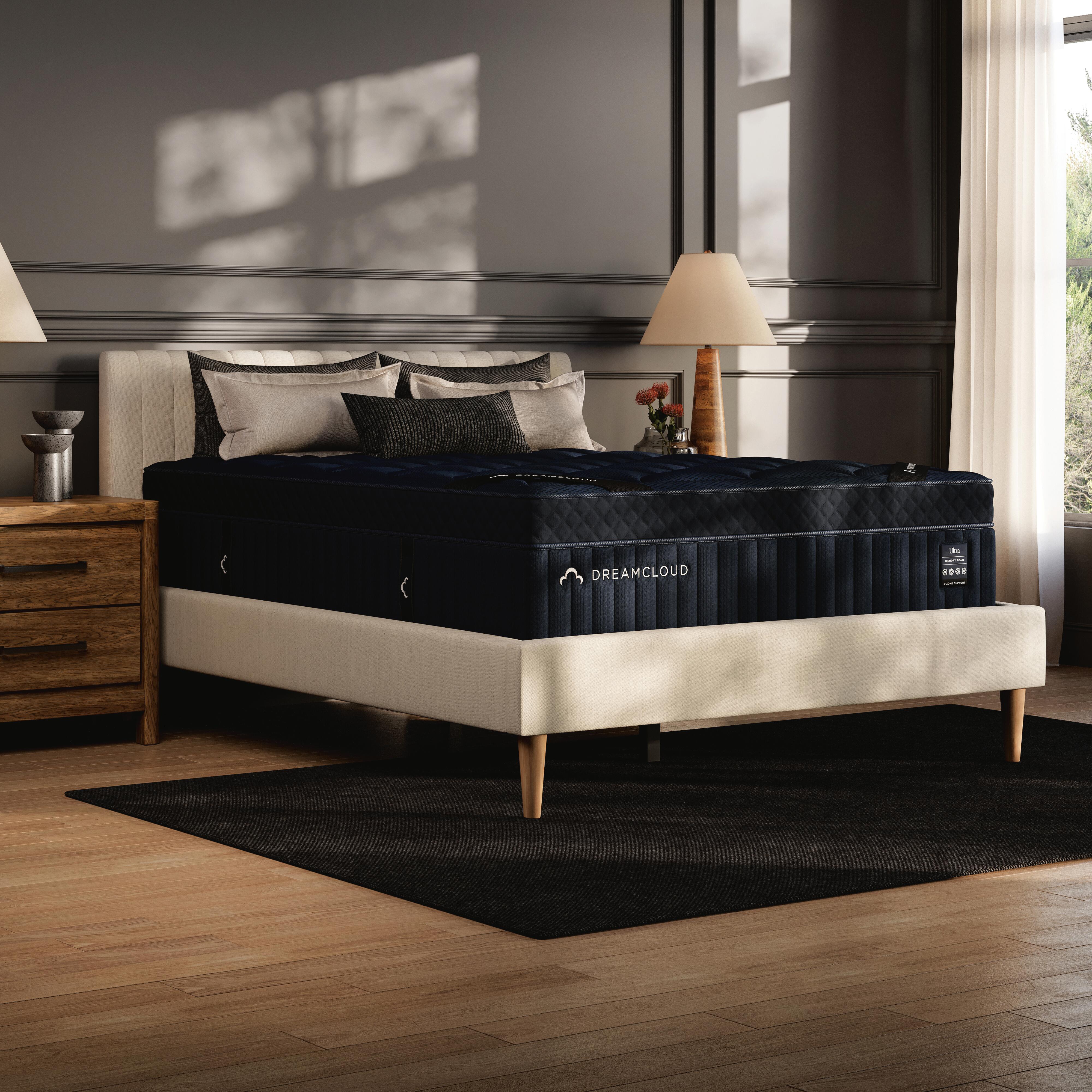 Hoover Furniture Outlet - Ashley Furniture - Dreamcloud Ultra Memory Foam Queen Mattress - Queen - M12331