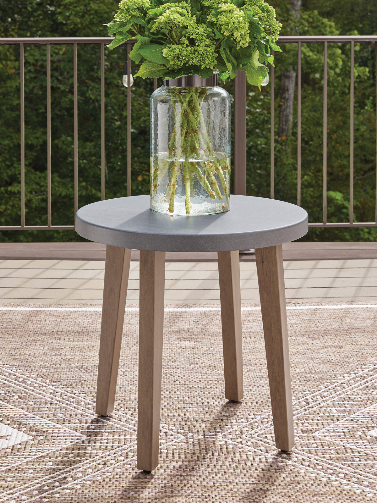 Hoover Furniture Outlet - Ashley Furniture - Harmony Headlands Outdoor End Table - Round End Table - PCP428-706
