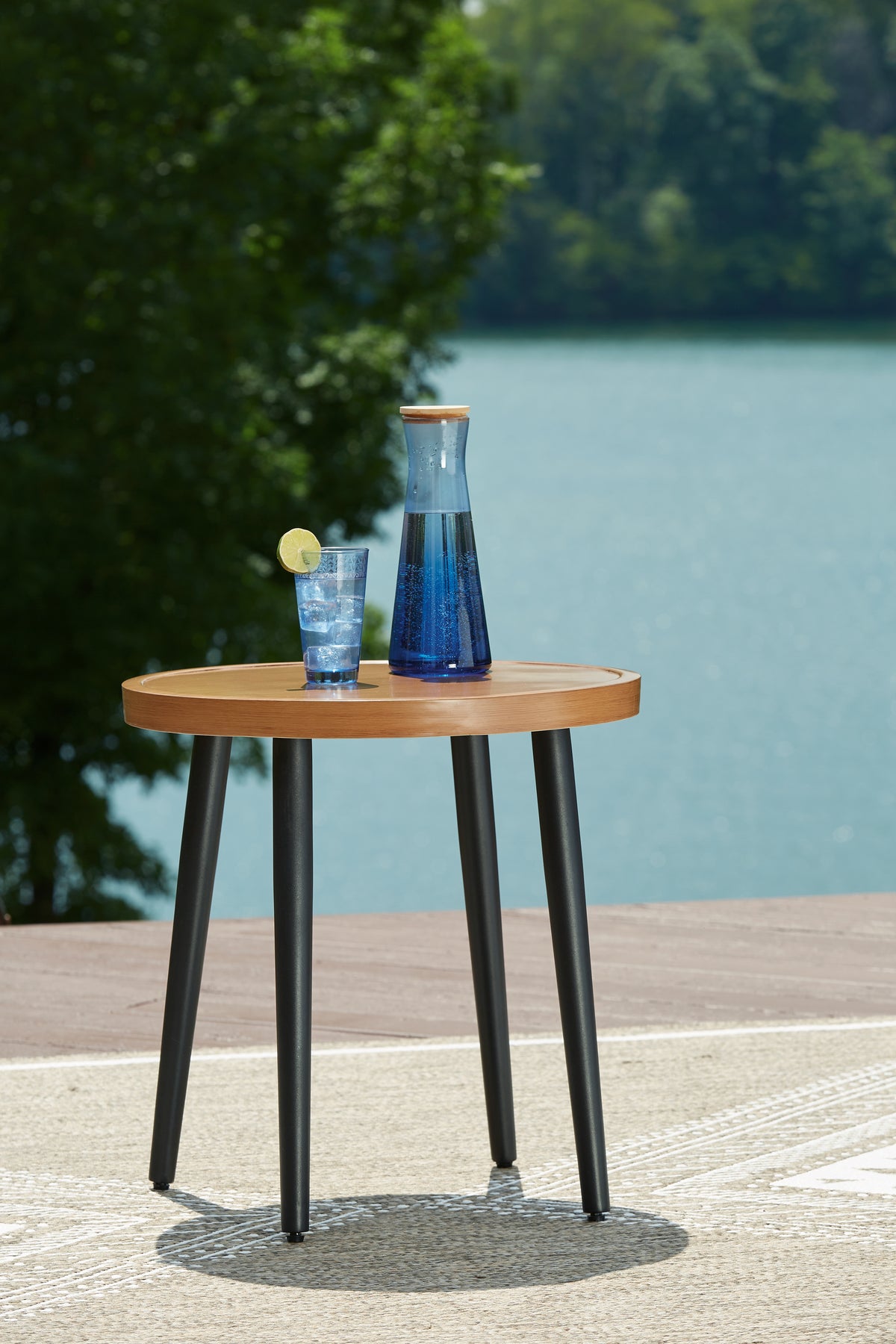 Hoover Furniture Outlet - Ashley Furniture - Horizon Hall Outdoor End Table - Round End Table - P572-706