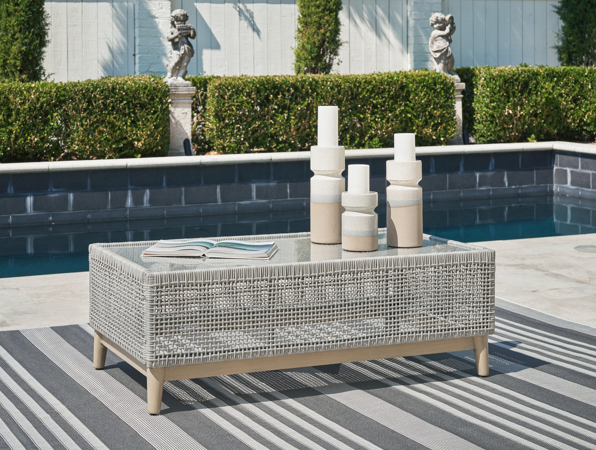 Hoover Furniture Outlet - Ashley Furniture - Seton Creek Outdoor Coffee Table - Rectangular Cocktail Table / Gray - P798-701