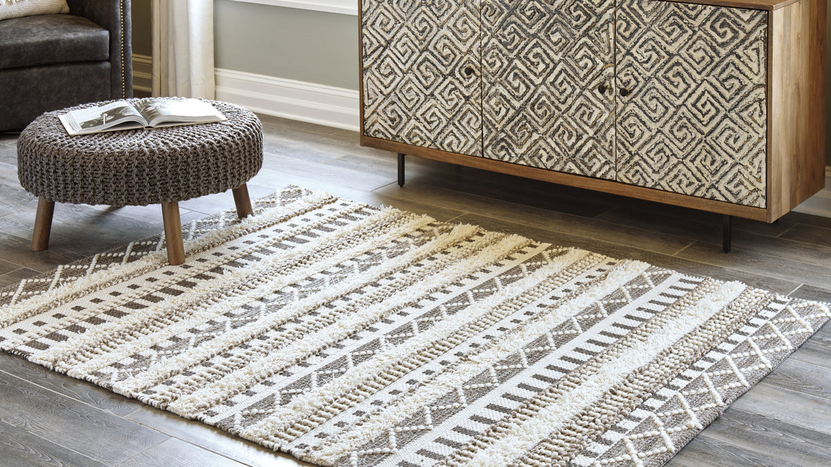 Hoover Furniture Outlet - Ashley Furniture - Karalee 8' x 10' Rug - 8' x 10' Rug / Ivory/Brown - R404441