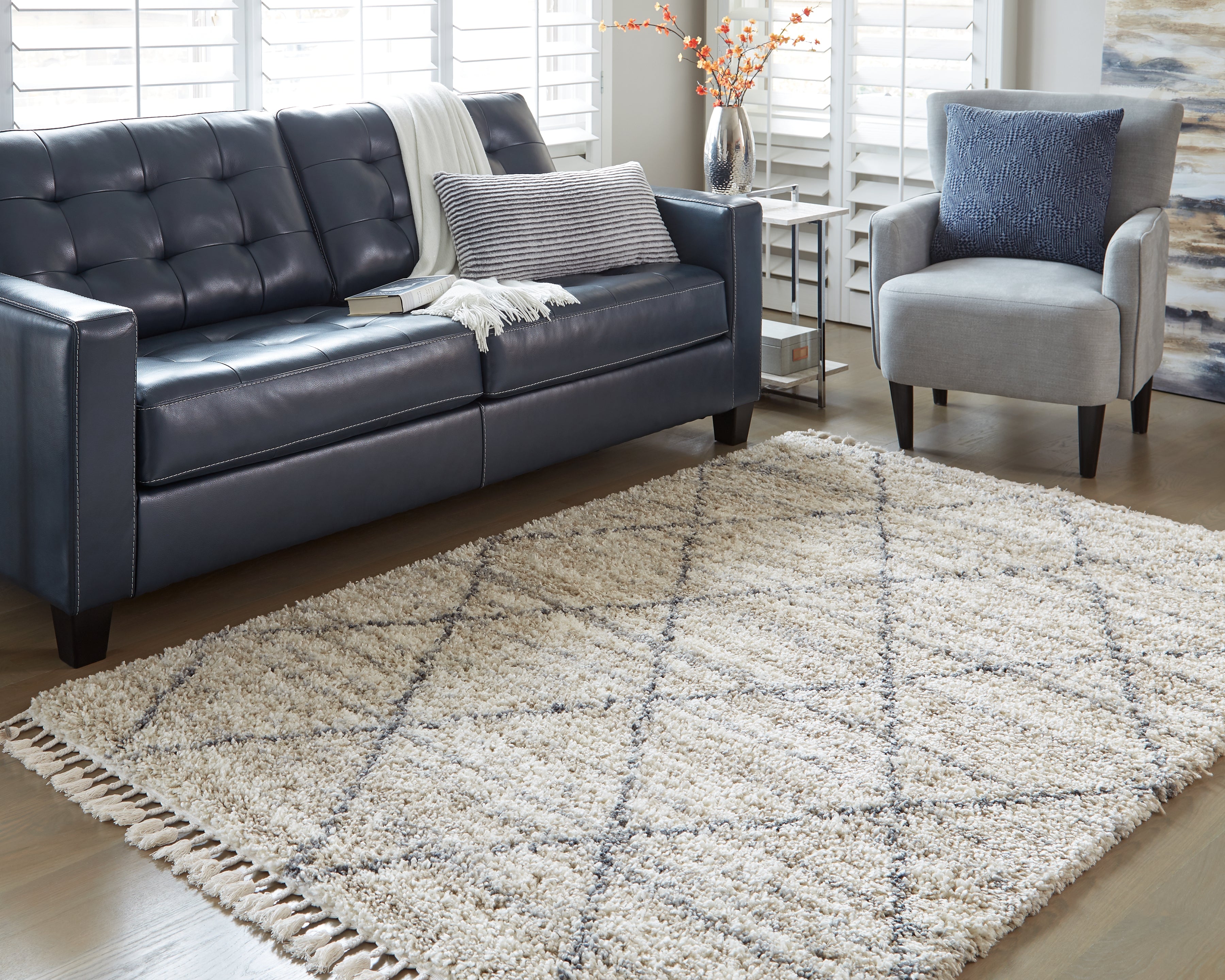 Hoover Furniture Outlet - Ashley Furniture - Abdalah 5' x 7' Rug - 5' x 7' Rug / Beige/Gray - R404622