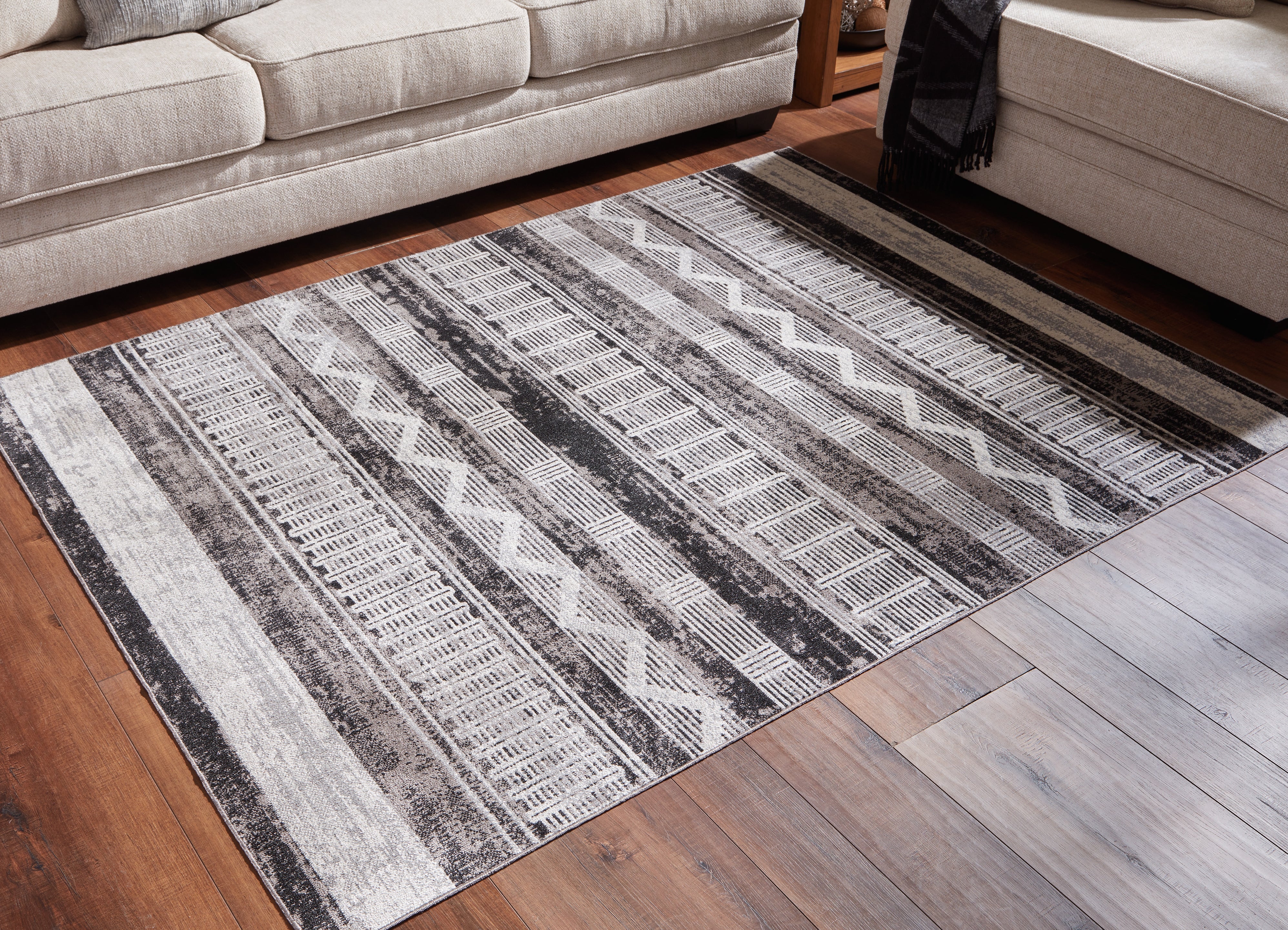Hoover Furniture Outlet - Ashley Furniture - Henchester 8' x 10' Washable Rug - 8' x 10' Washable Rug / Multi - R405991
