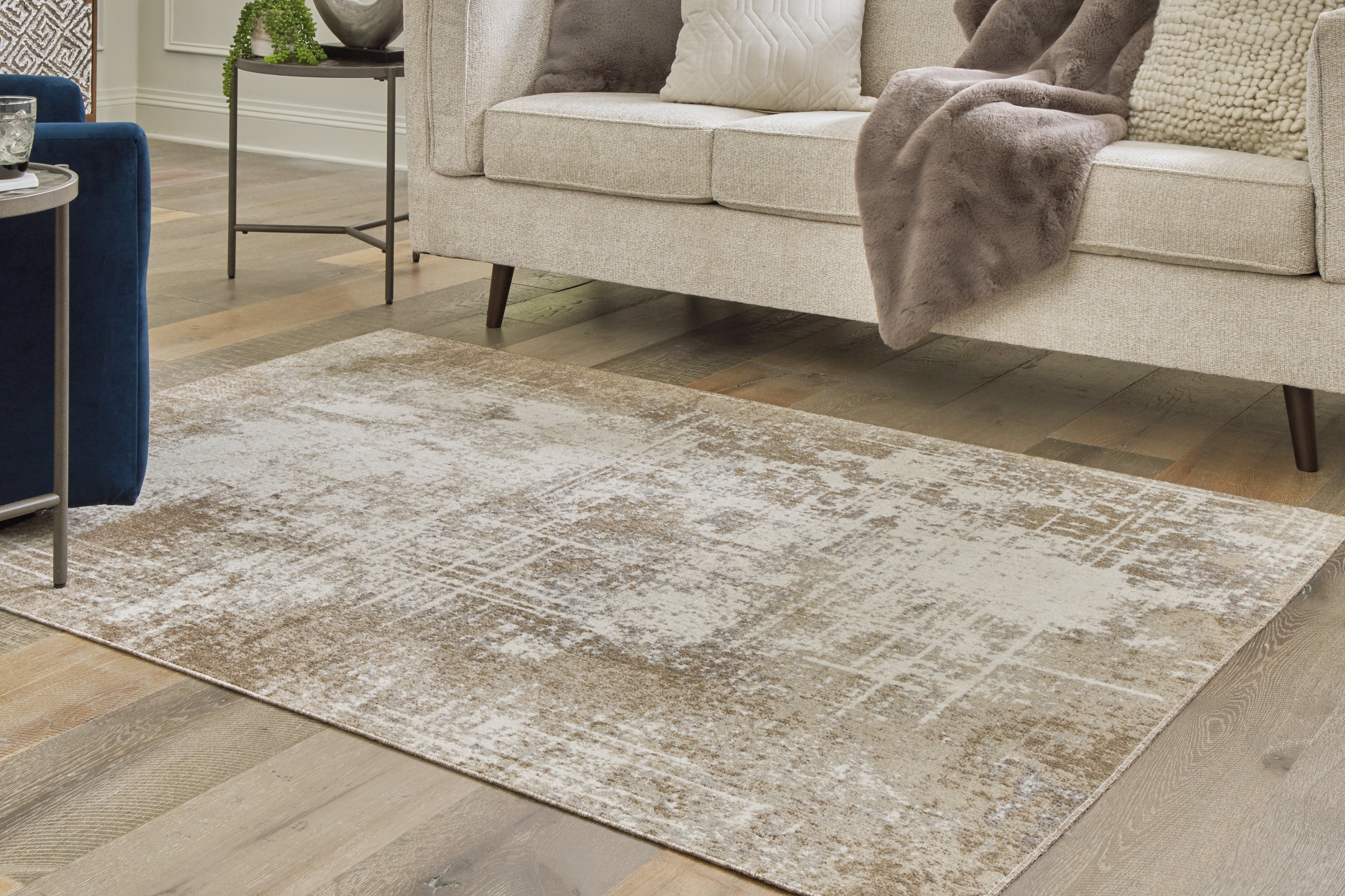 Hoover Furniture Outlet - Ashley Furniture - Grifflain 5'1" x 7' Washable Rug - 5'1" x 7' Washable Rug / Tan/Brown/Gray - R406232