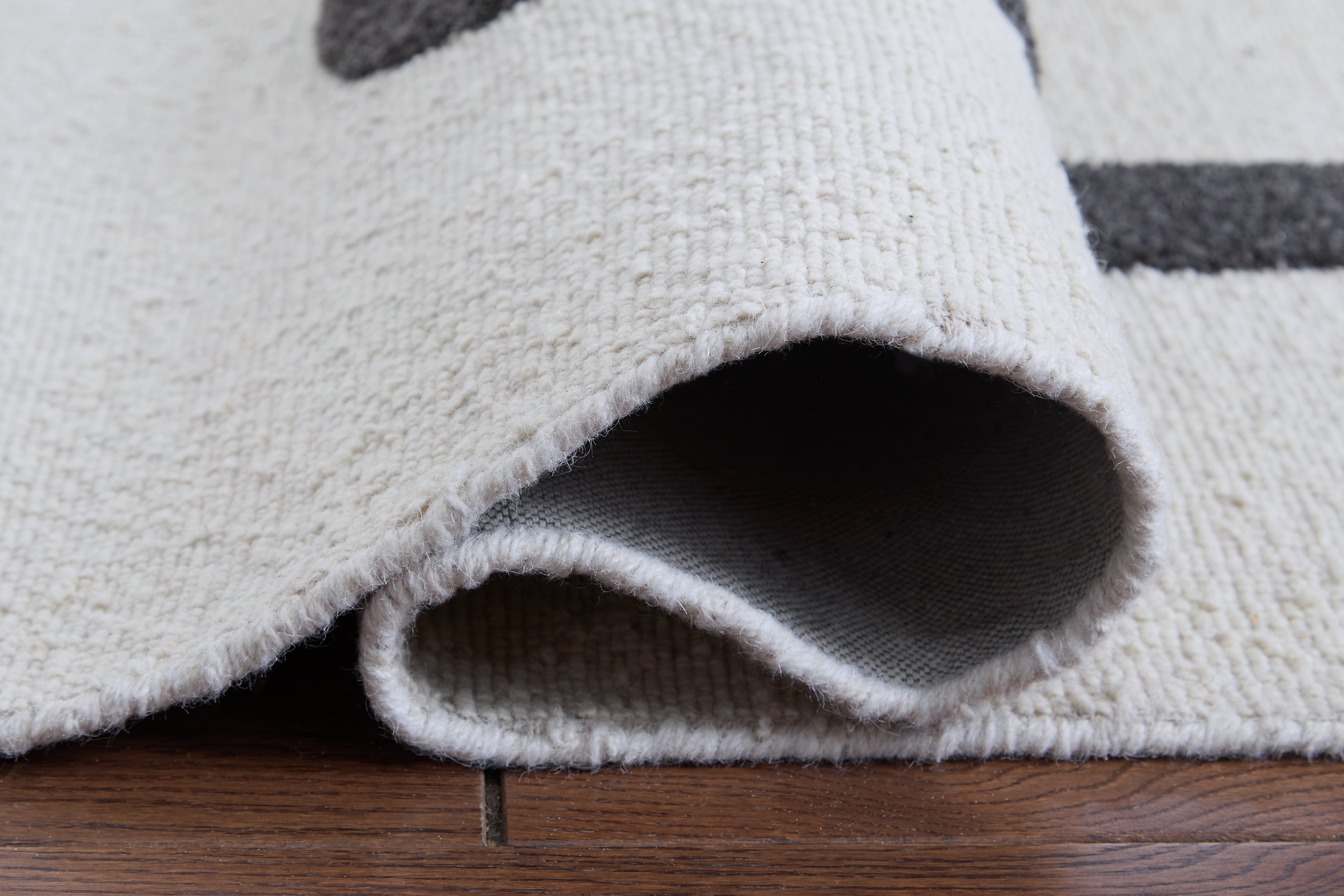 Davismour 5' x 7' Area Rug