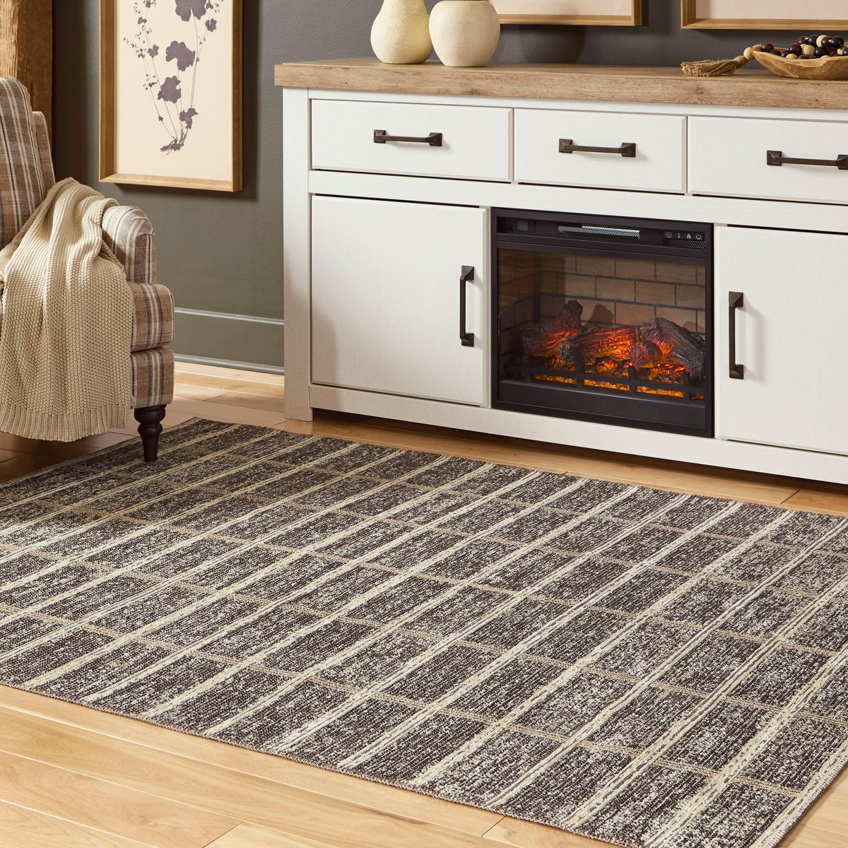 Hoover Furniture Outlet - Ashley Furniture - Verbrook Medium Rug - Medium Rug - R408862