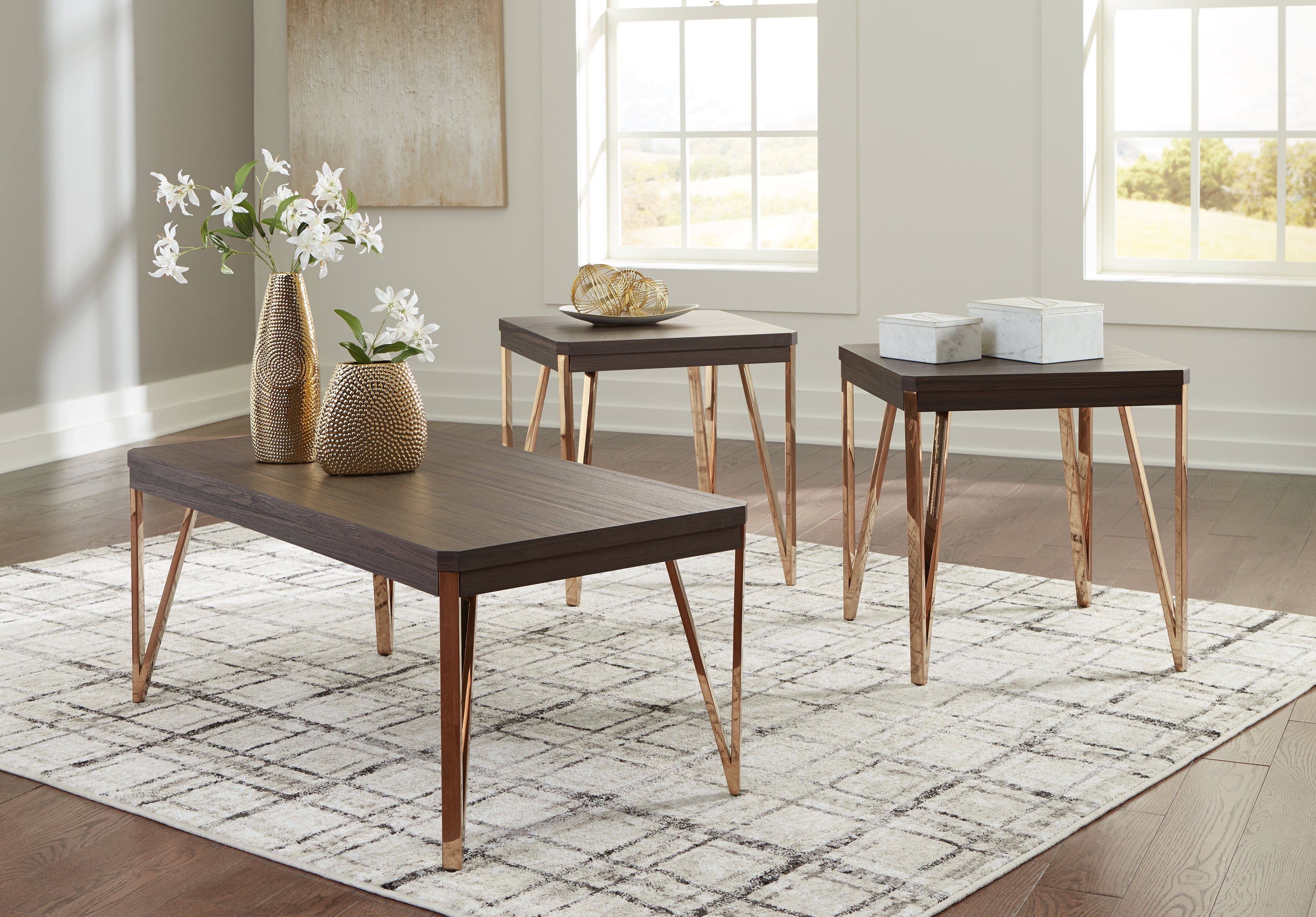 Hoover Furniture Outlet - Ashley Furniture - Bandyn Table (Set of 3) - Occasional Table Set (3/CN) / Brown/Champagne - T404-13