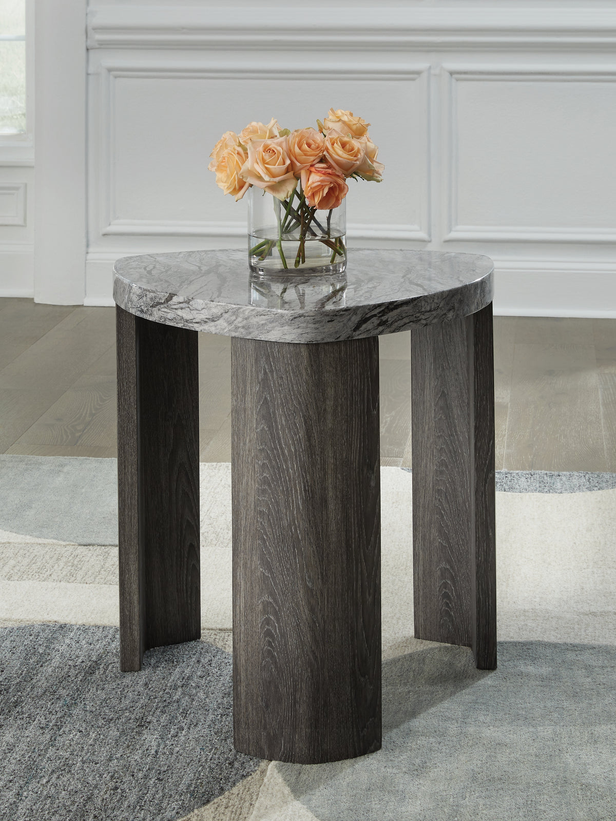 Hoover Furniture Outlet - Ashley Furniture - Surmour End Table - Triangle End Table - T600-6