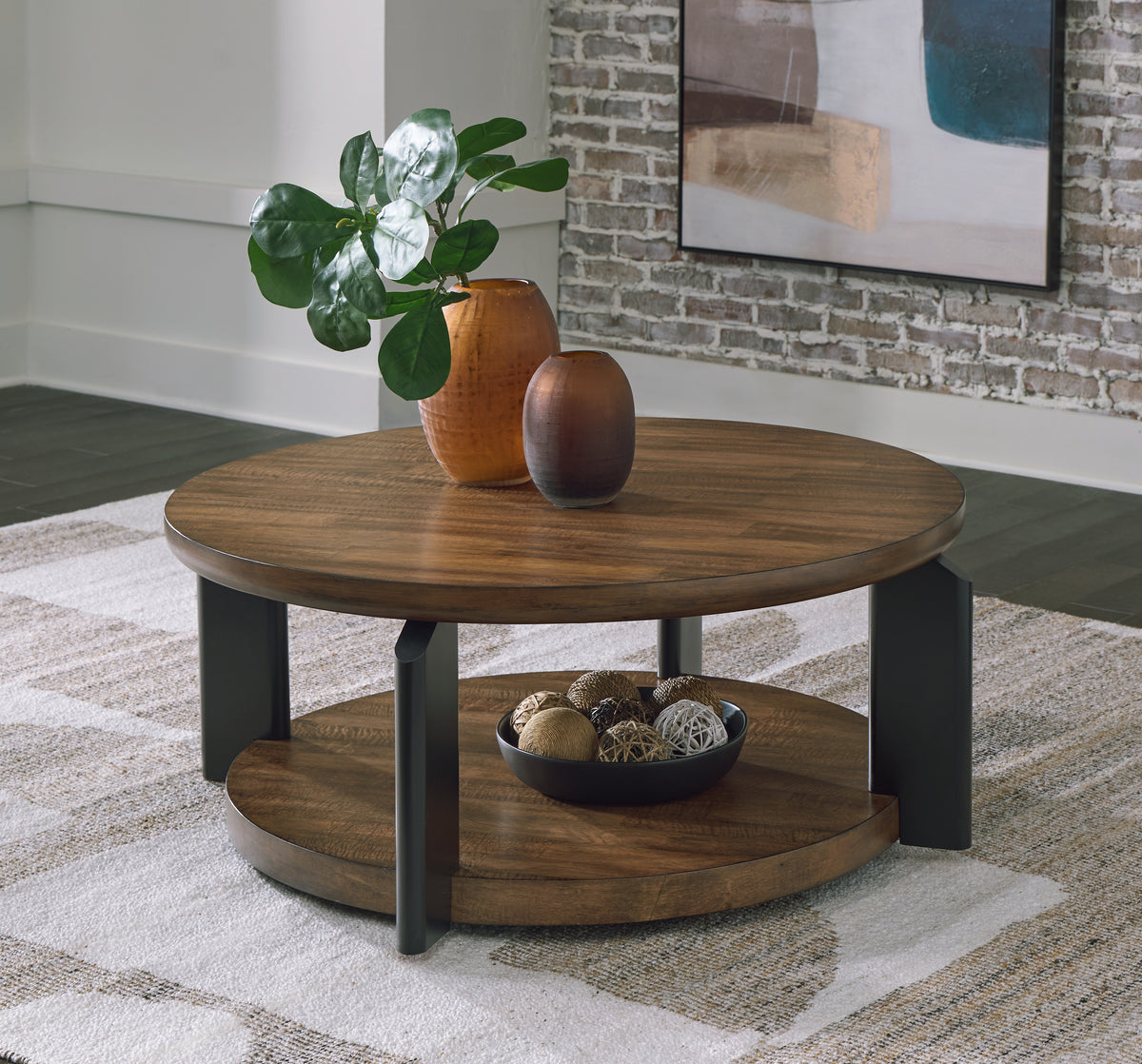 Hoover Furniture Outlet - Ashley Furniture - Kraeburn Coffee Table - Round Cocktail Table - T624-8