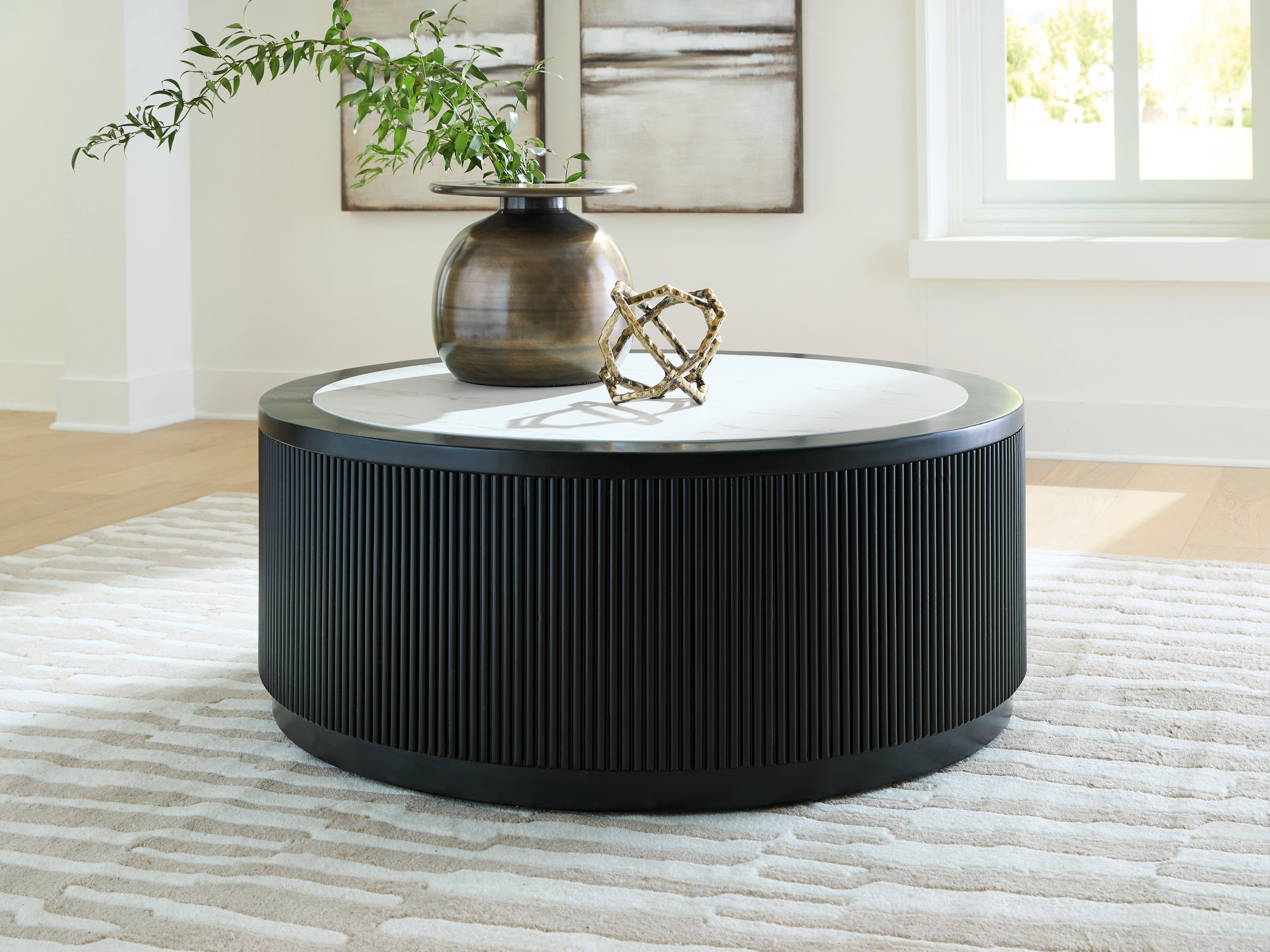 Hoover Furniture Outlet - Ashley Furniture - Grayman Coffee Table - Round Cocktail Table - T650-8