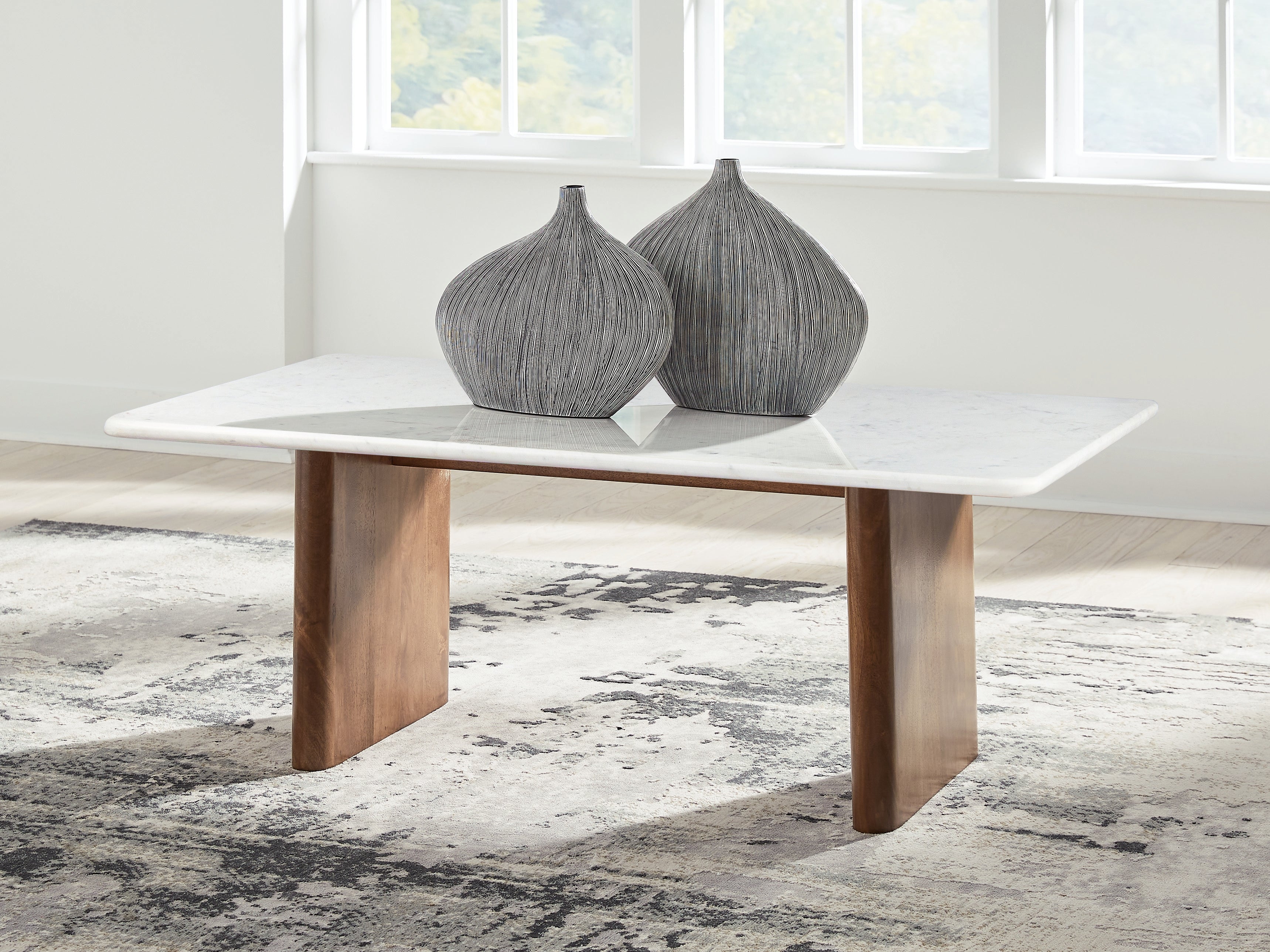 Hoover Furniture Outlet - Ashley Furniture - Isanti Coffee Table - Rectangular Cocktail Table / Light Brown/White - T662-1