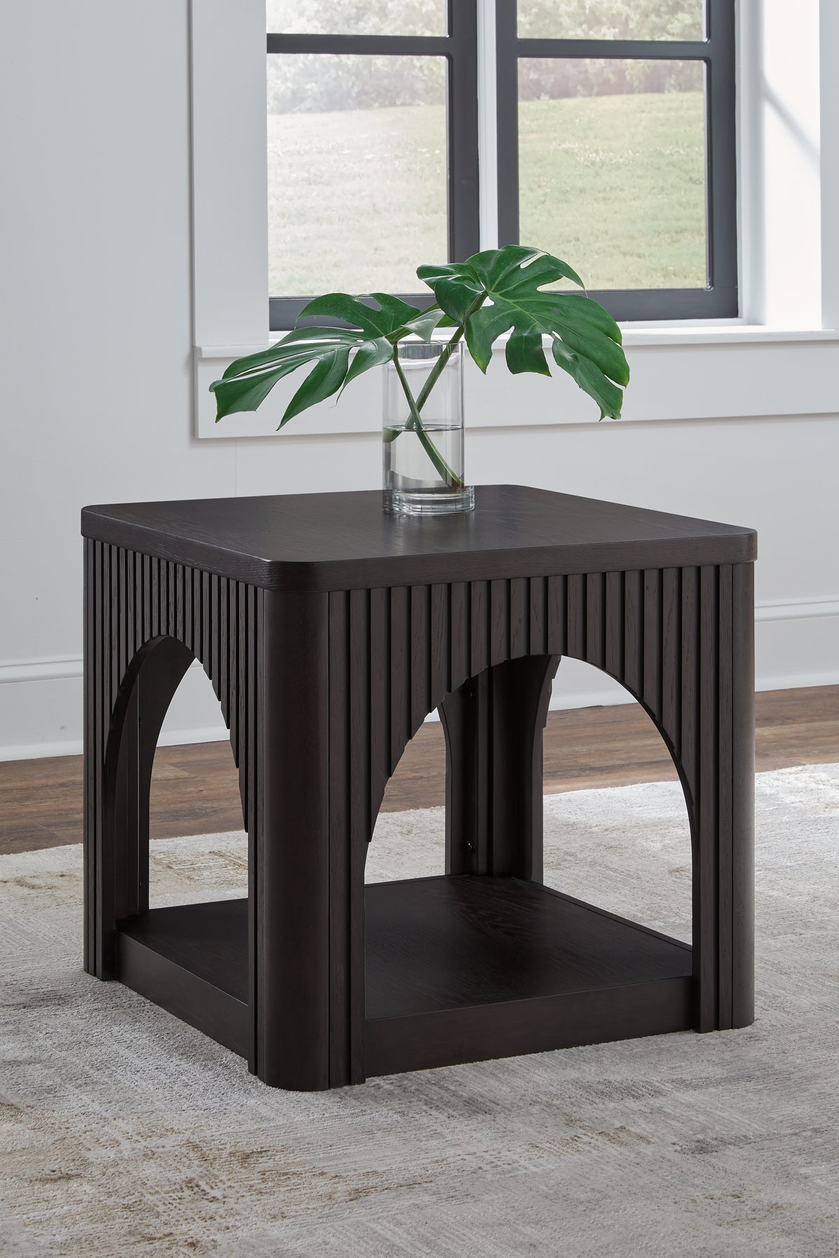 Hoover Furniture Outlet - Ashley Furniture - Yellink End Table - Square End Table - T760-2