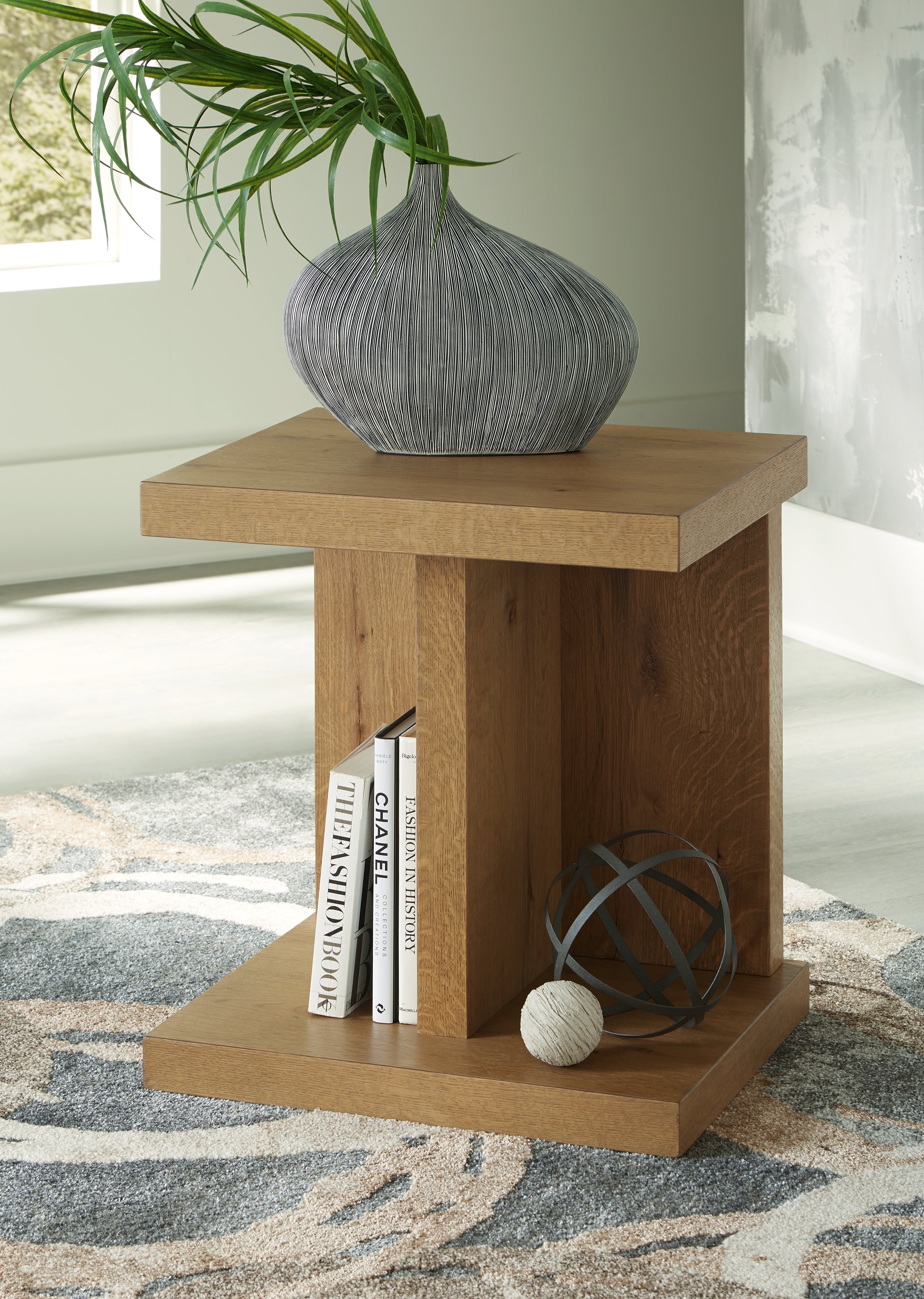 Hoover Furniture Outlet - Ashley Furniture - Brinstead Chairside End Table - Chair Side End Table / Light Brown - T839-7