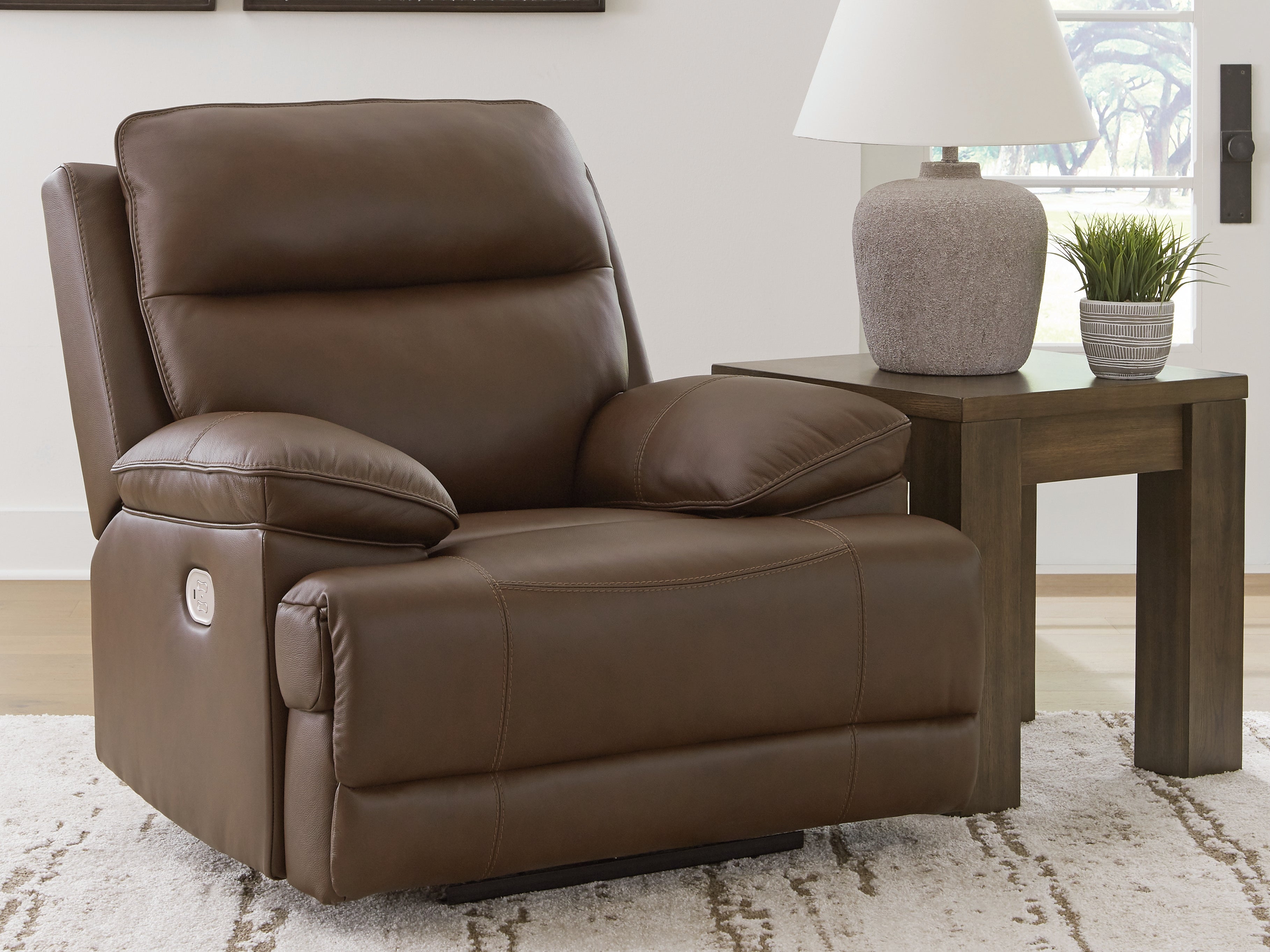 Hoover Furniture Outlet - Ashley Furniture - VonRyan Power Recliner - PWR Recliner/ADJ Headrest - U1040013